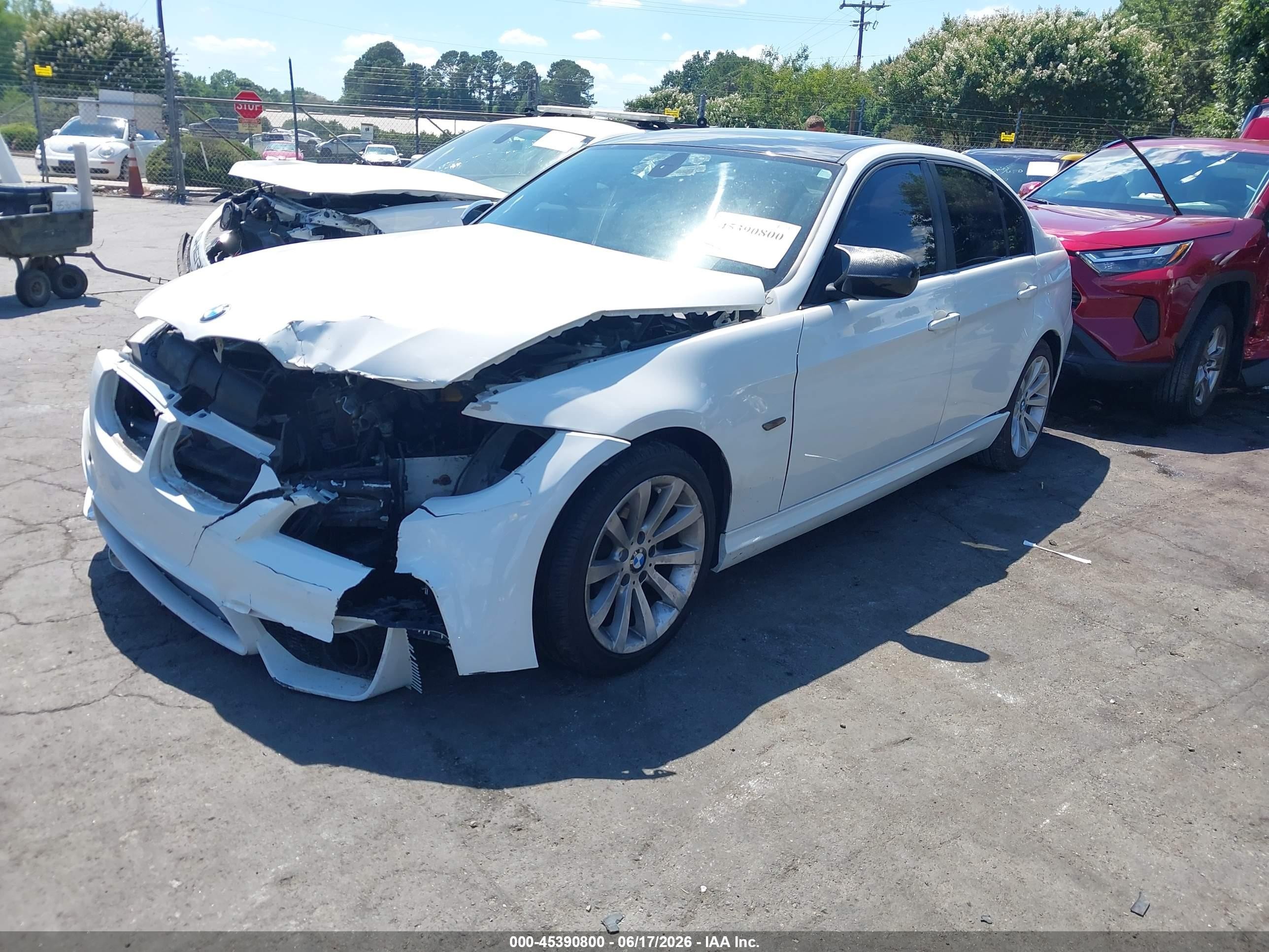 2011 Bmw 328i   White vin: WBAPH5G51BNM74371