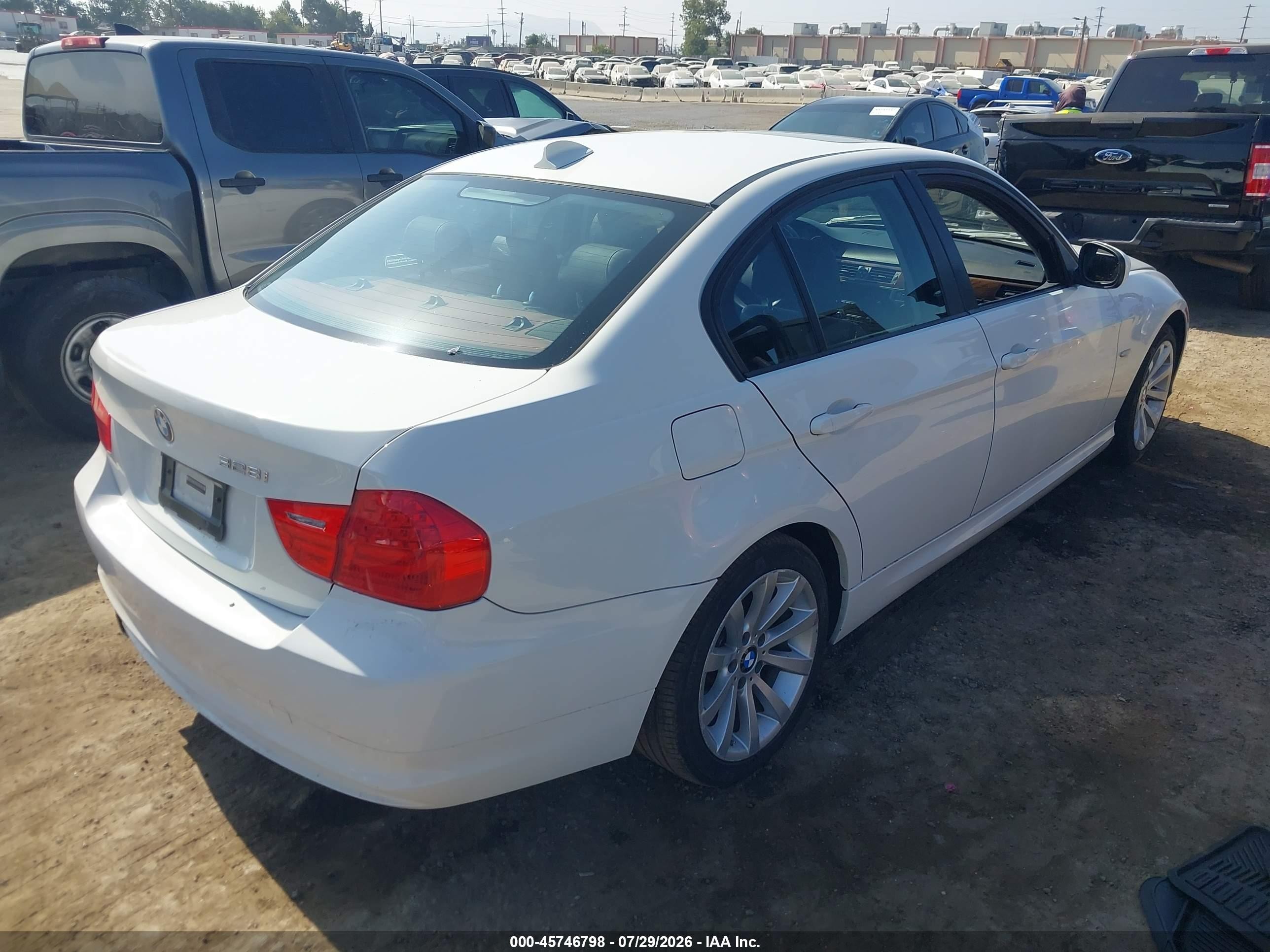 2011 Bmw 328i   White vin: WBAPH5G51BNN59145