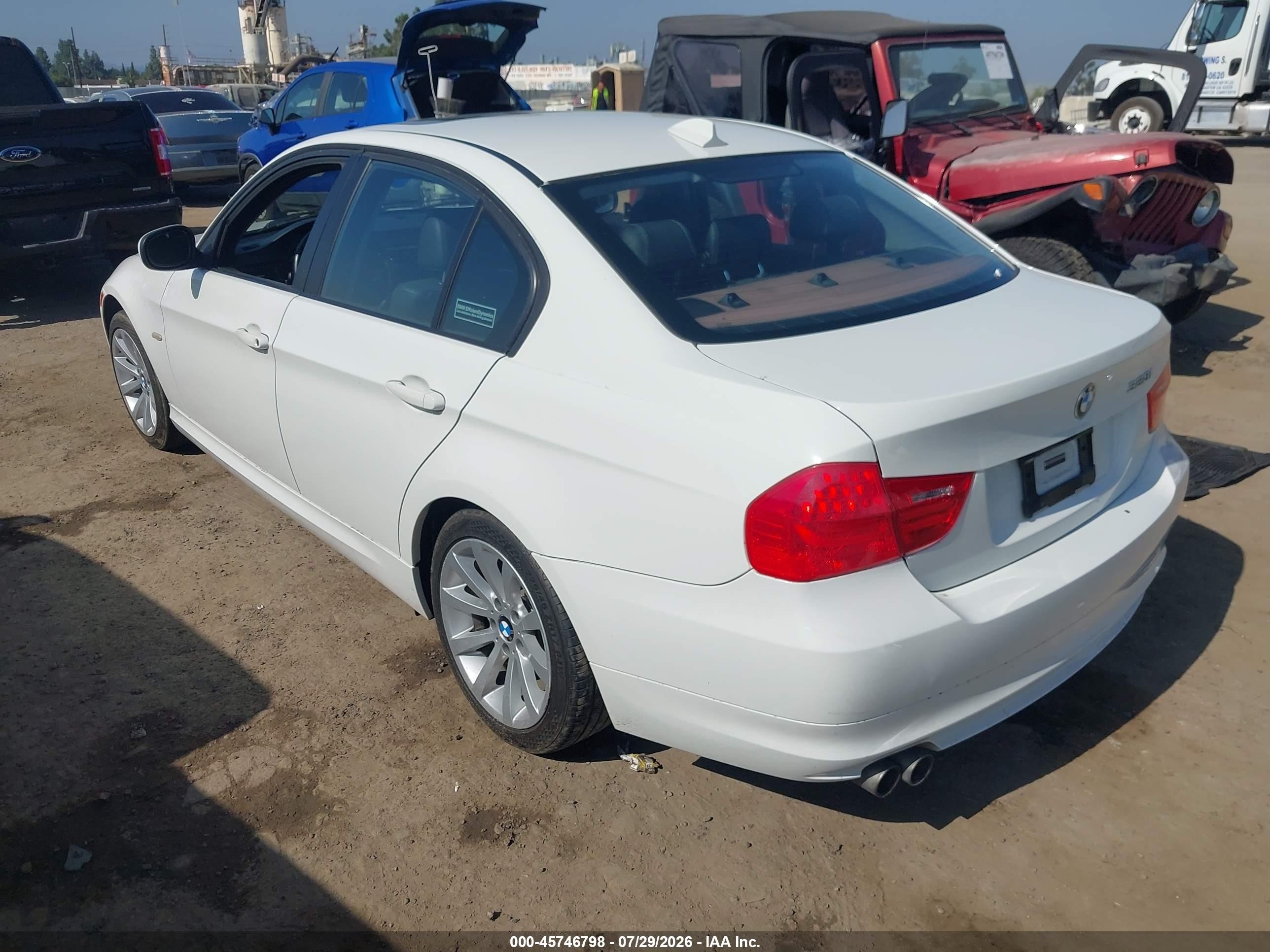 2011 Bmw 328i   White vin: WBAPH5G51BNN59145