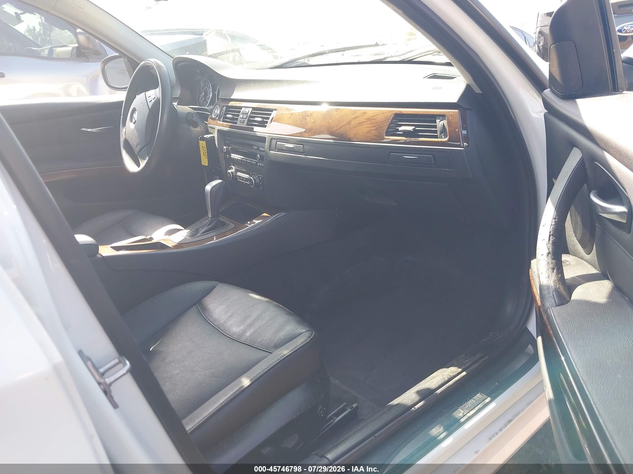 2011 Bmw 328i   White vin: WBAPH5G51BNN59145