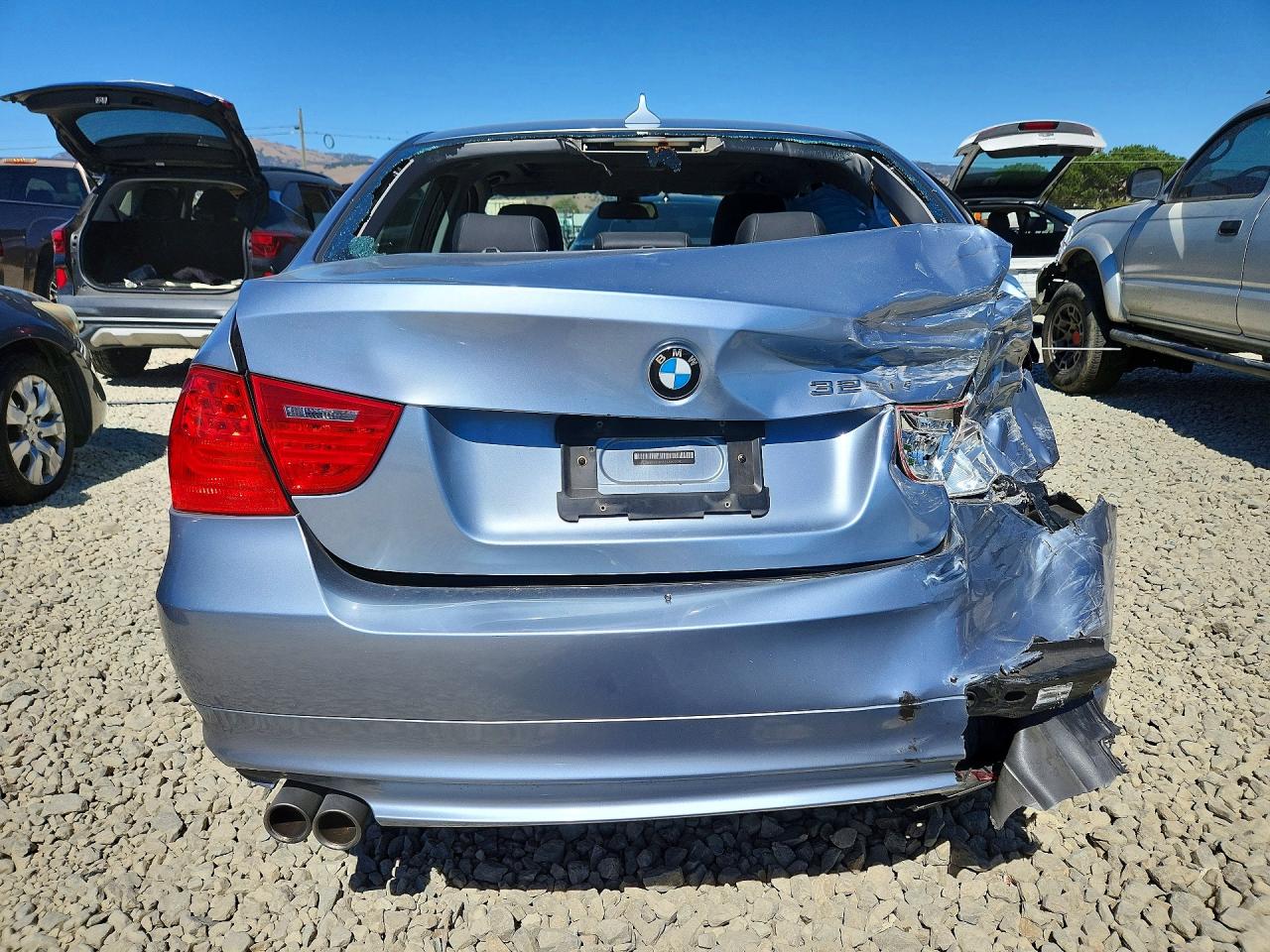2010 Bmw 328 I Sulev Blue vin: WBAPH5G52ANM70912