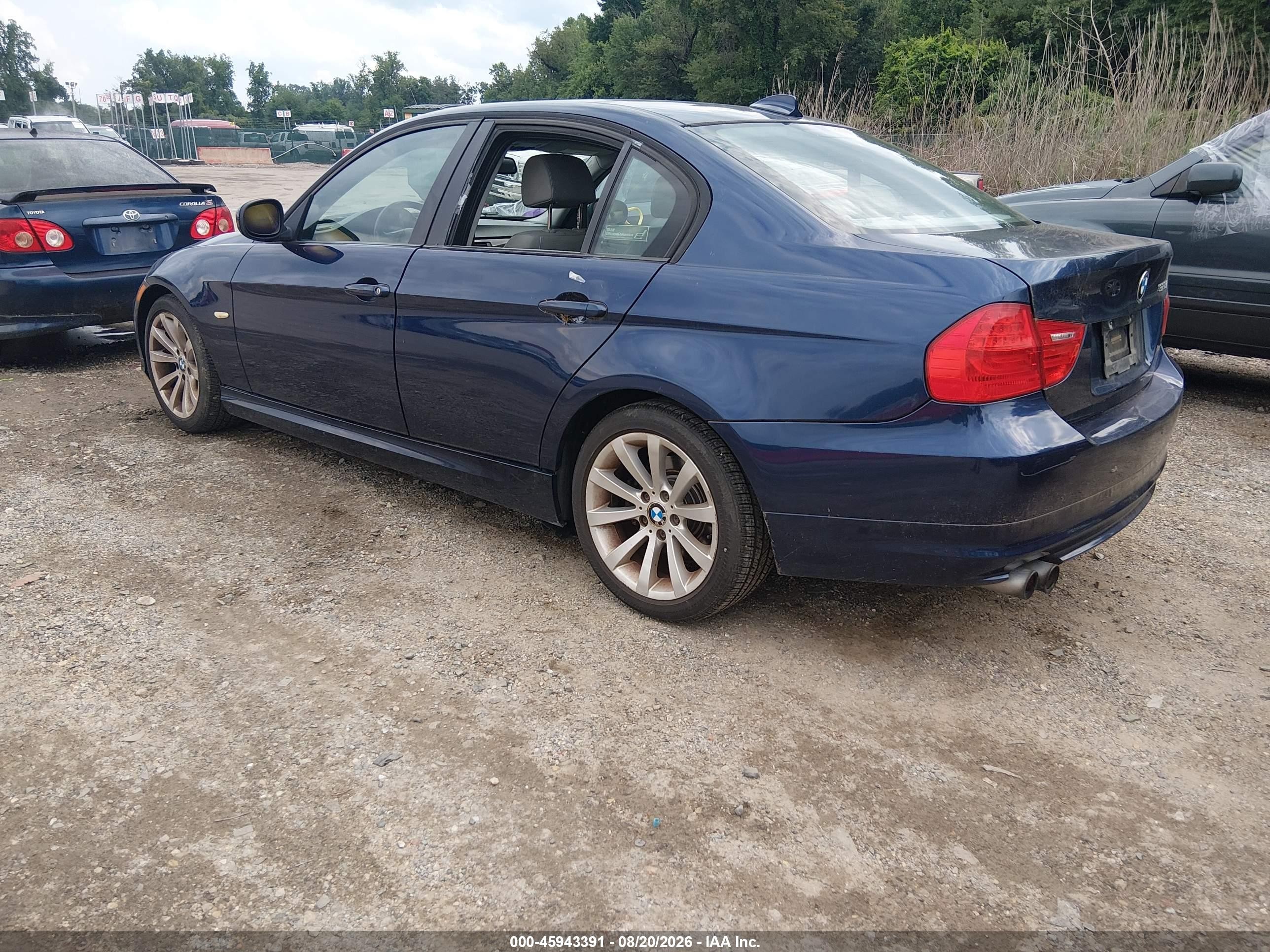 2011 Bmw 328i   Blue vin: WBAPH5G52BNM82849