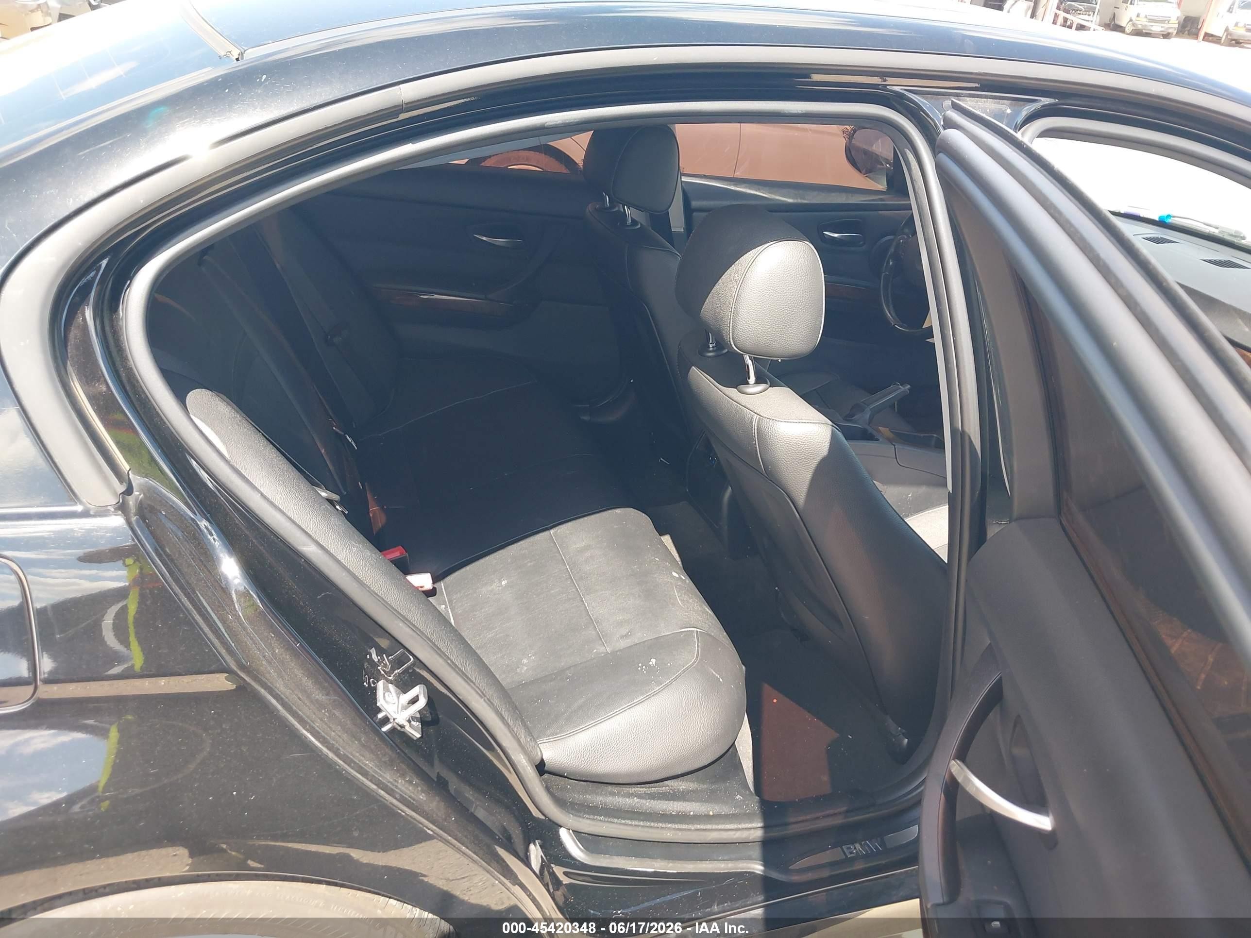 2011 Bmw 328i   Black vin: WBAPH5G53BNM72606