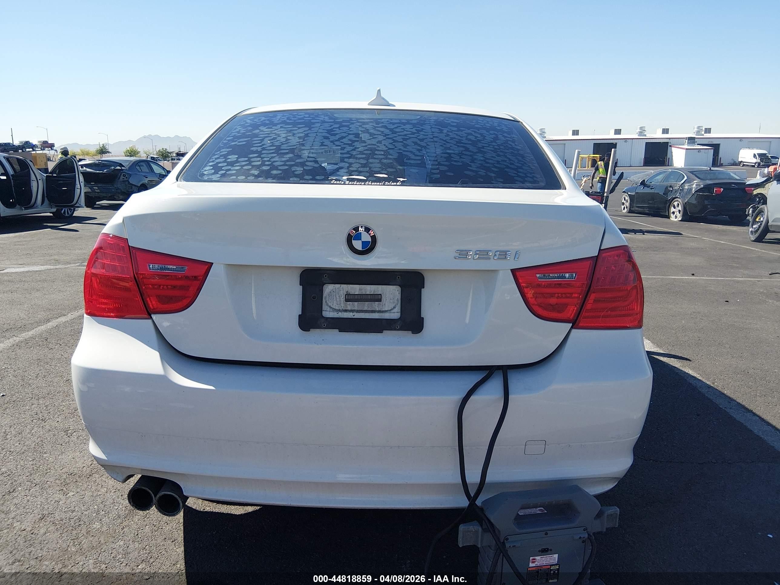 2011 Bmw 328i   White vin: WBAPH5G53BNM77417