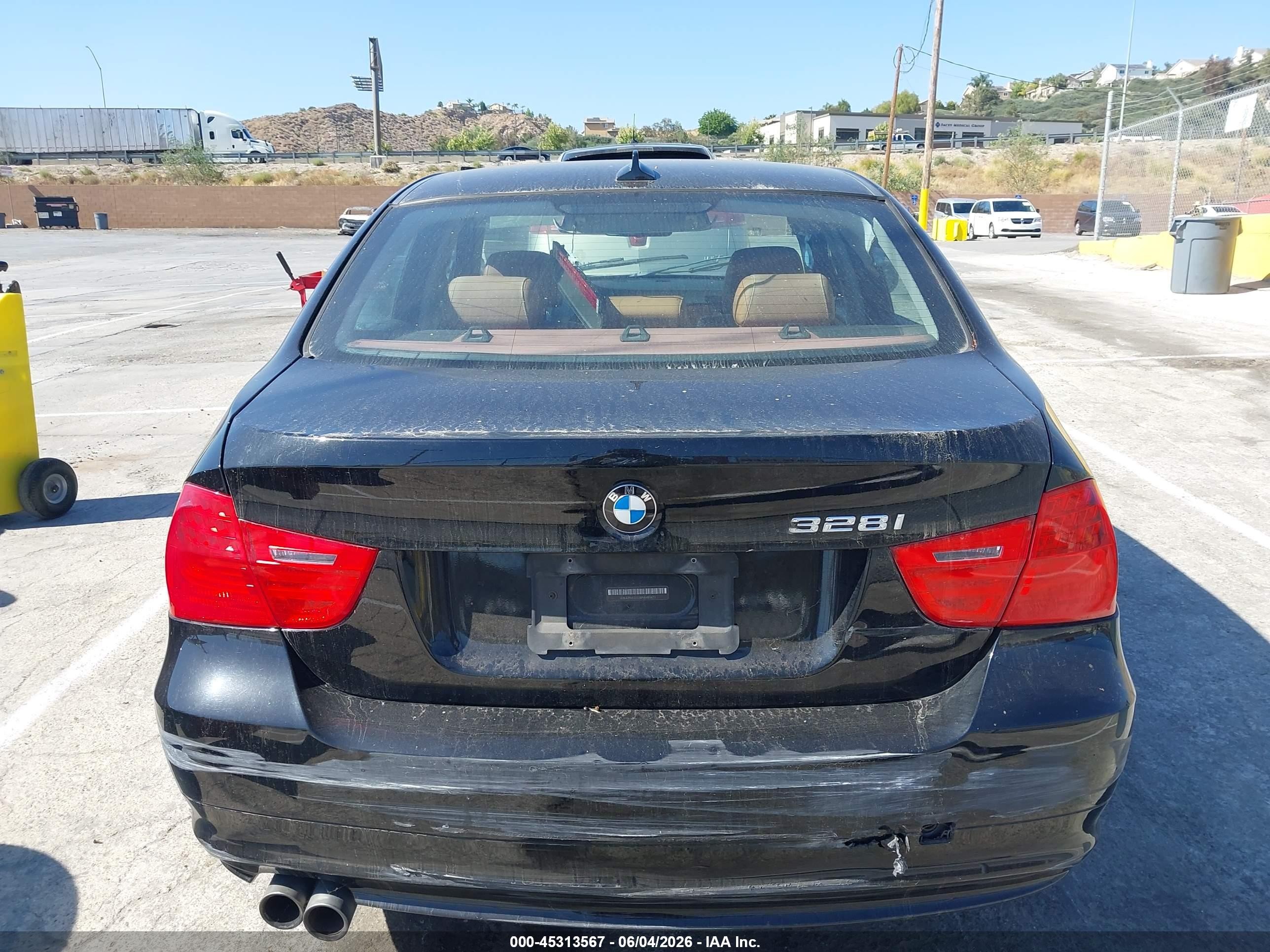 2011 Bmw 328i   Black vin: WBAPH5G53BNM83671