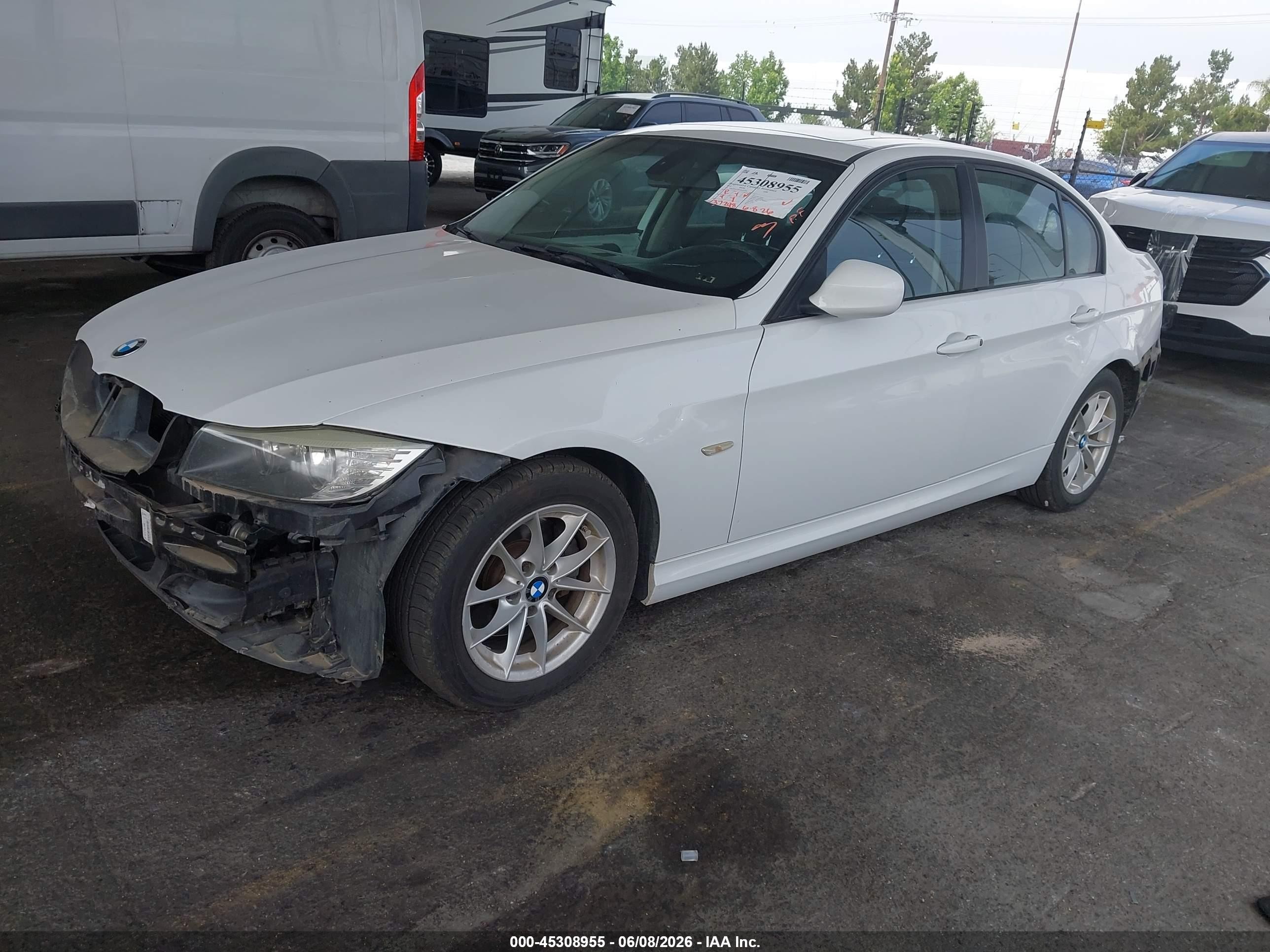 2010 Bmw 328i   Белый vin: WBAPH5G56ANM35306