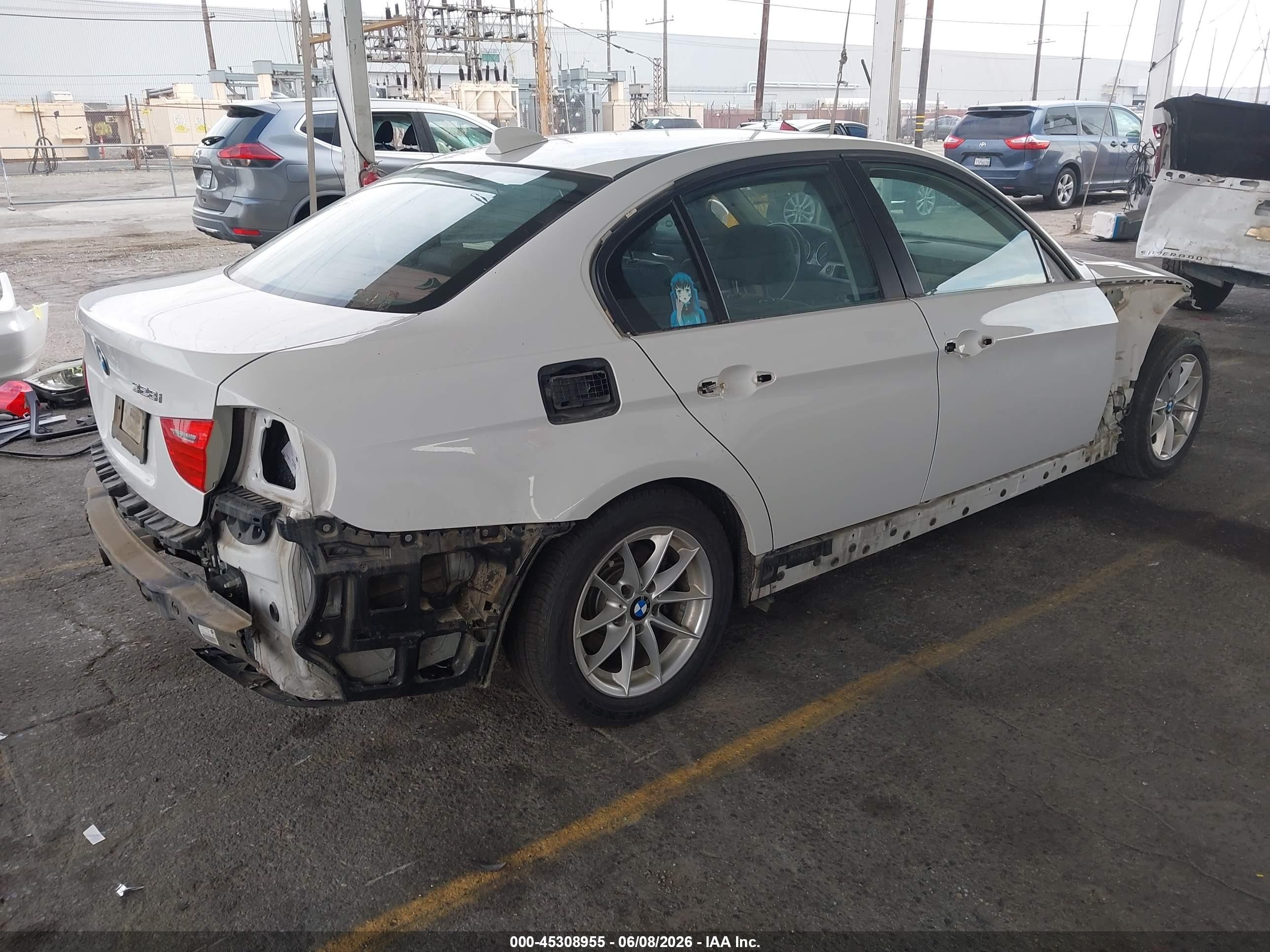 2010 Bmw 328i   Белый vin: WBAPH5G56ANM35306