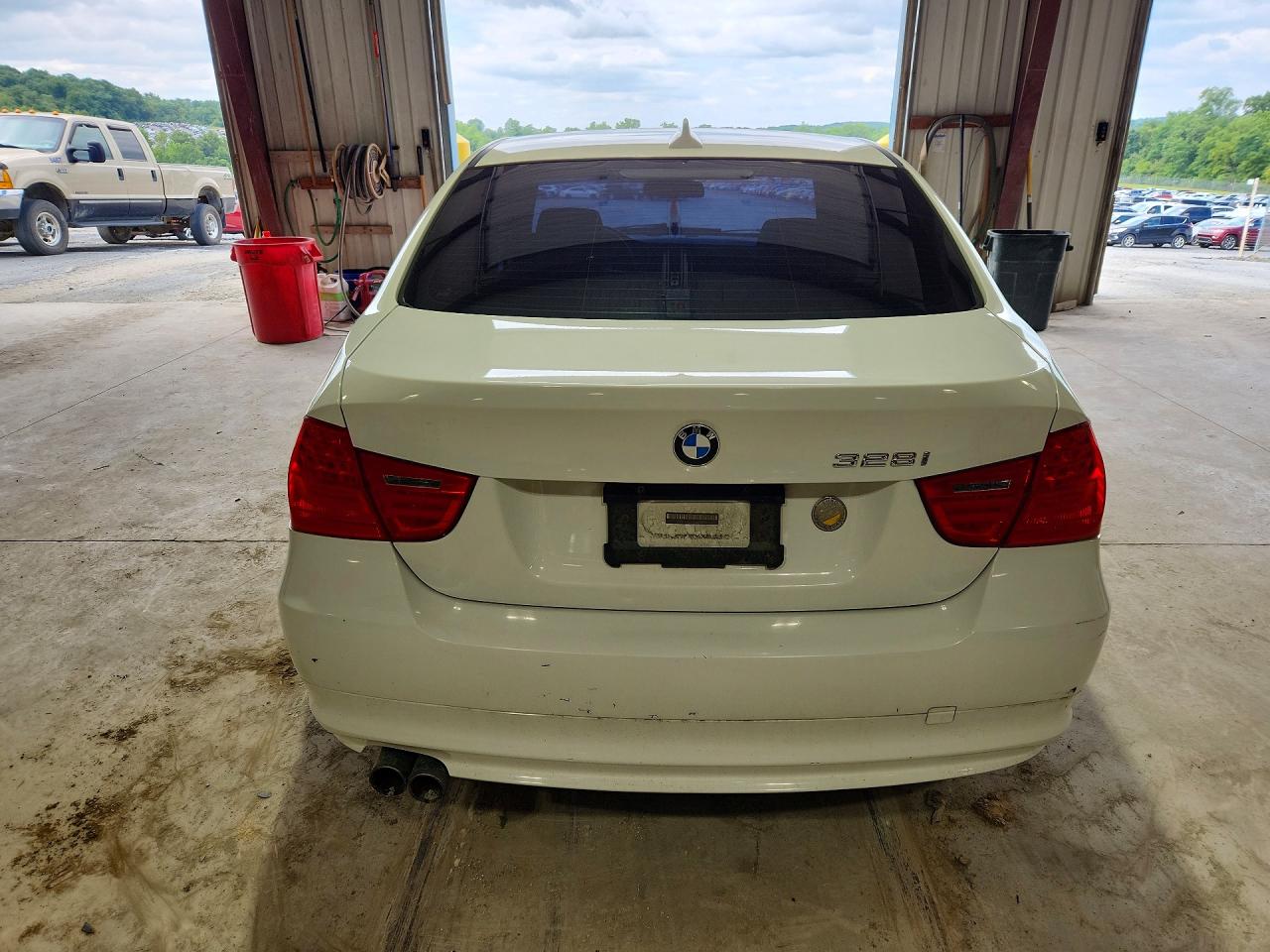 2011 Bmw 328 I Sulev White vin: WBAPH5G56BNM74799