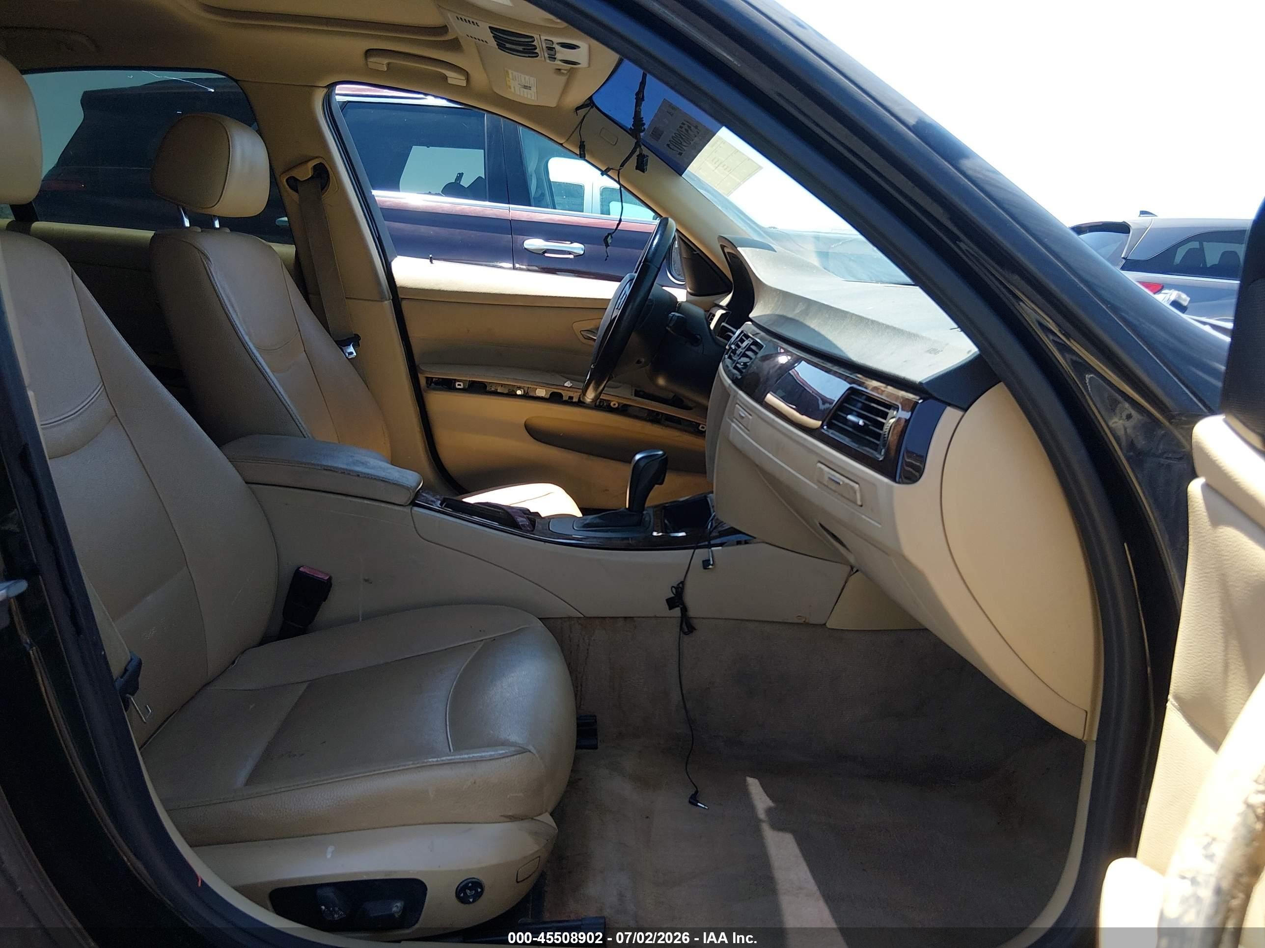 2011 Bmw 328i   Black vin: WBAPH5G56BNM82613