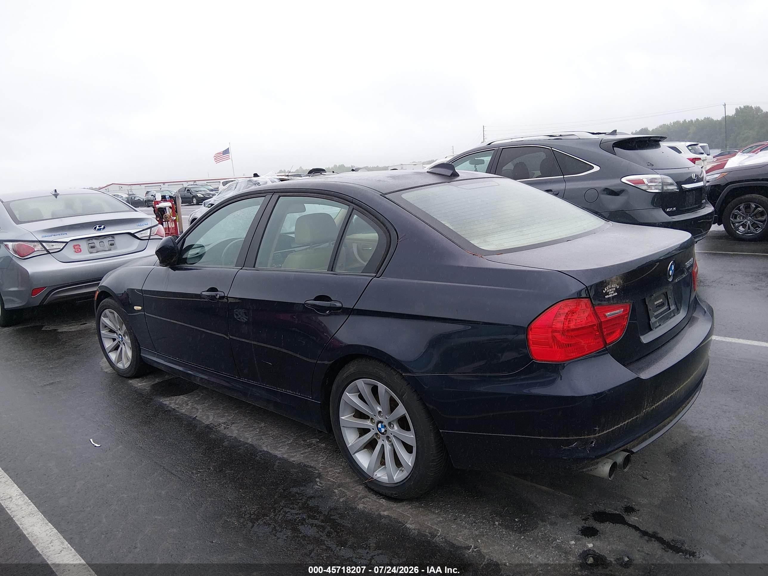 2010 Bmw 328i   Dark Blue vin: WBAPH5G58ANM34593