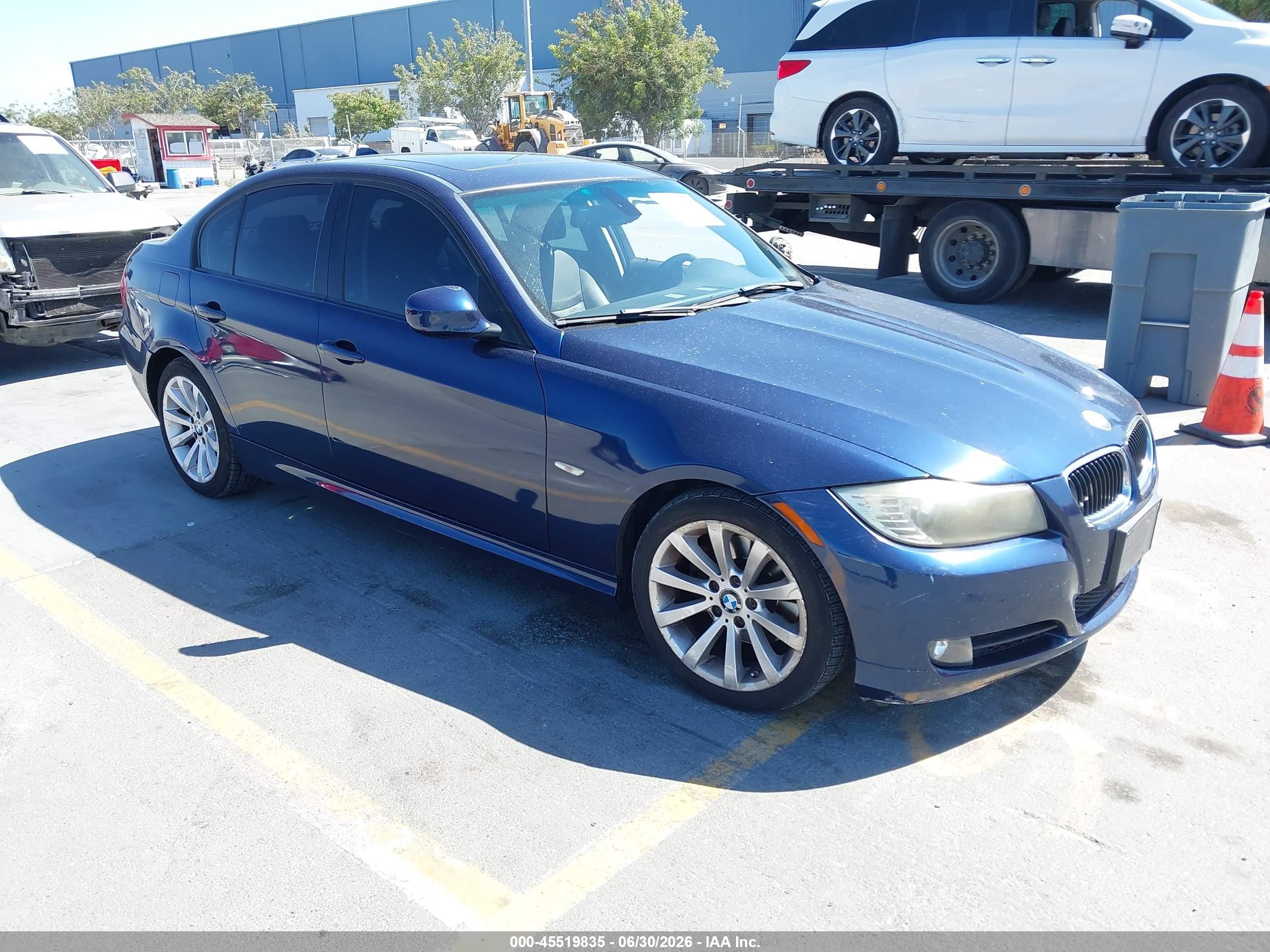 2011 Bmw 328i Blue vin: WBAPH5G58BNM73640