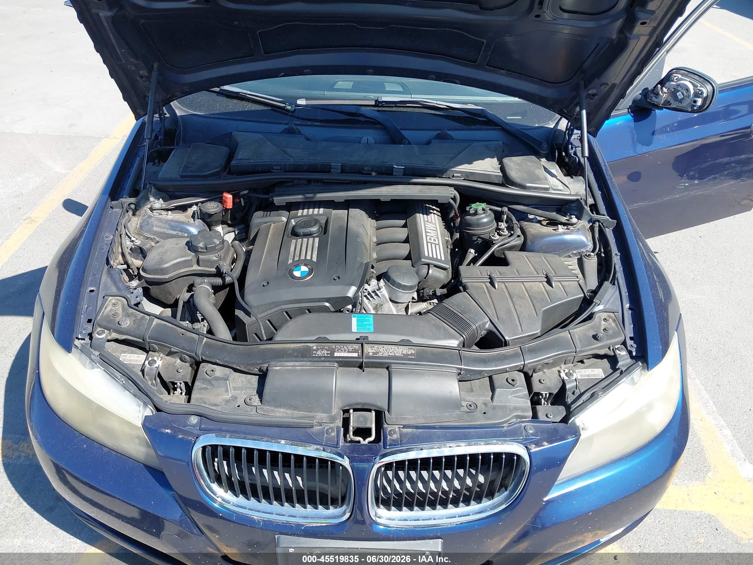 2011 Bmw 328i Blue vin: WBAPH5G58BNM73640