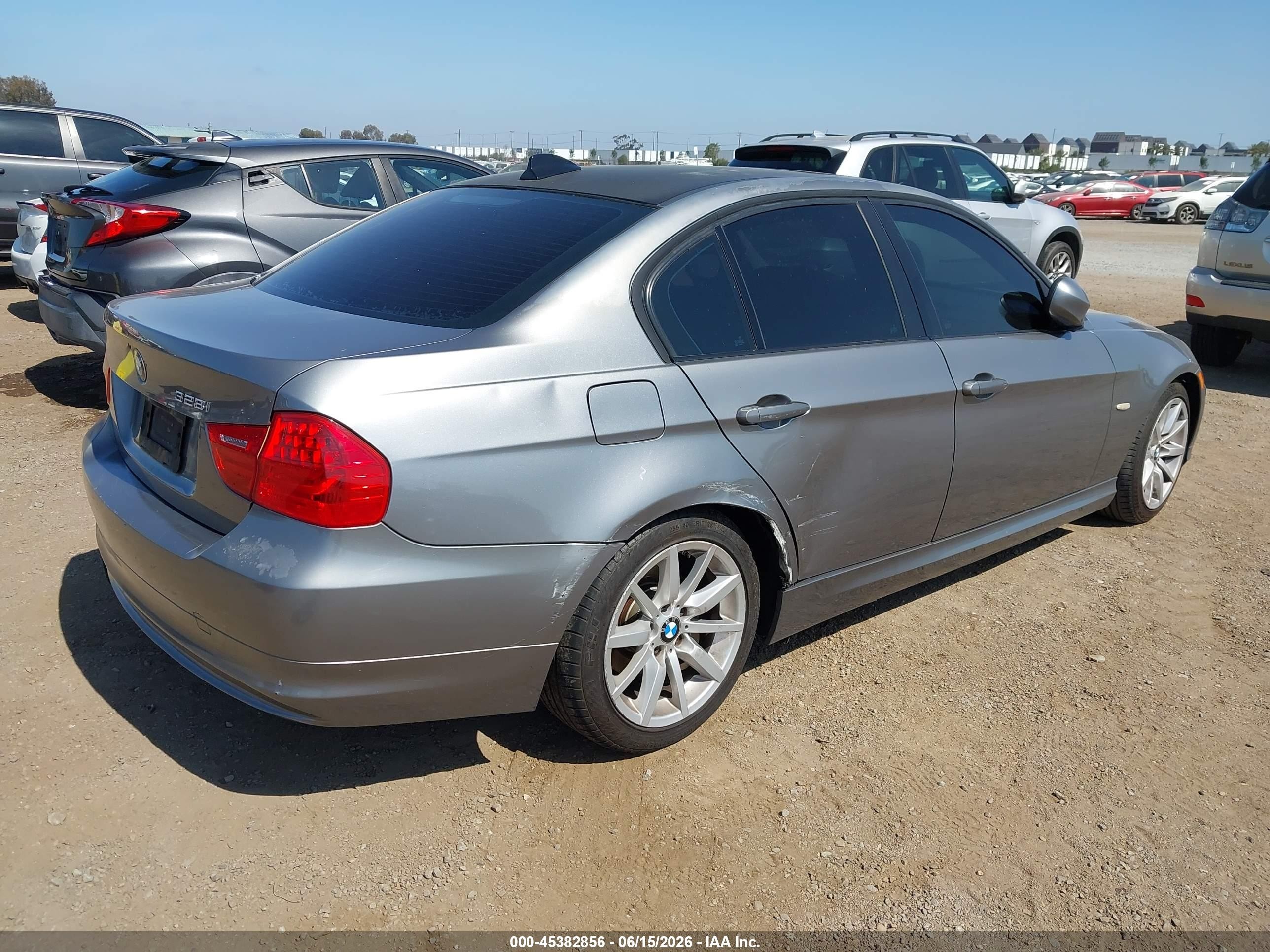 2011 Bmw 328i   Gray vin: WBAPH5G58BNM75890
