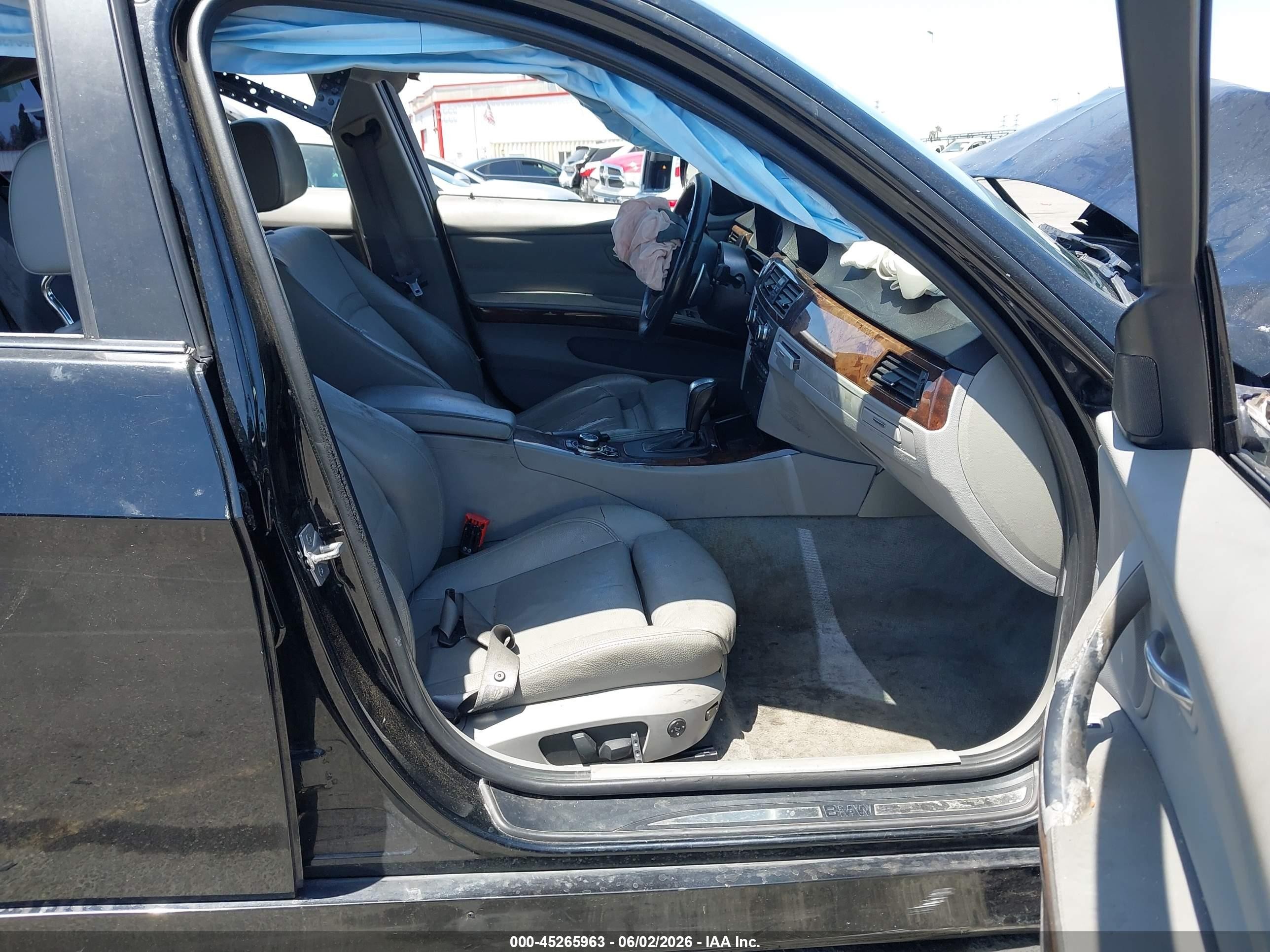 2011 Bmw 328i   Black vin: WBAPH5G59BNM81133