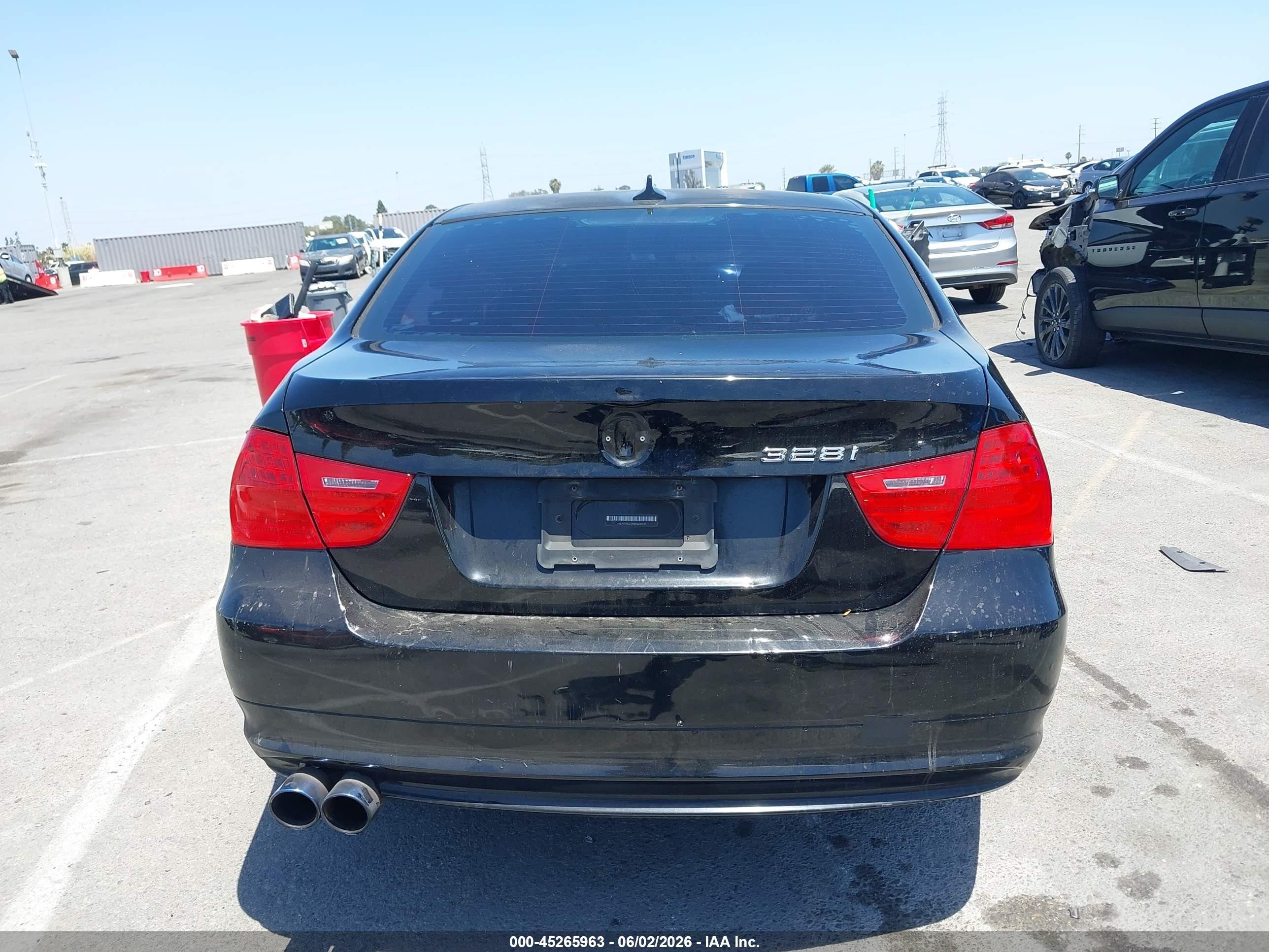 2011 Bmw 328i   Black vin: WBAPH5G59BNM81133