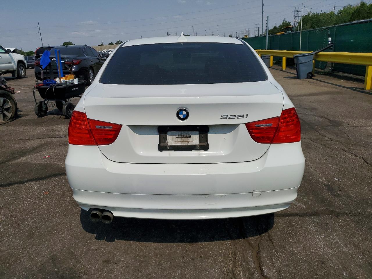2009 Bmw 328 I White vin: WBAPH735X9A173598