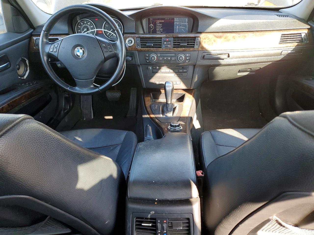 2009 Bmw Motorrad 3 Series 330i Xdrive Black vin: WBAPH77519NM47497