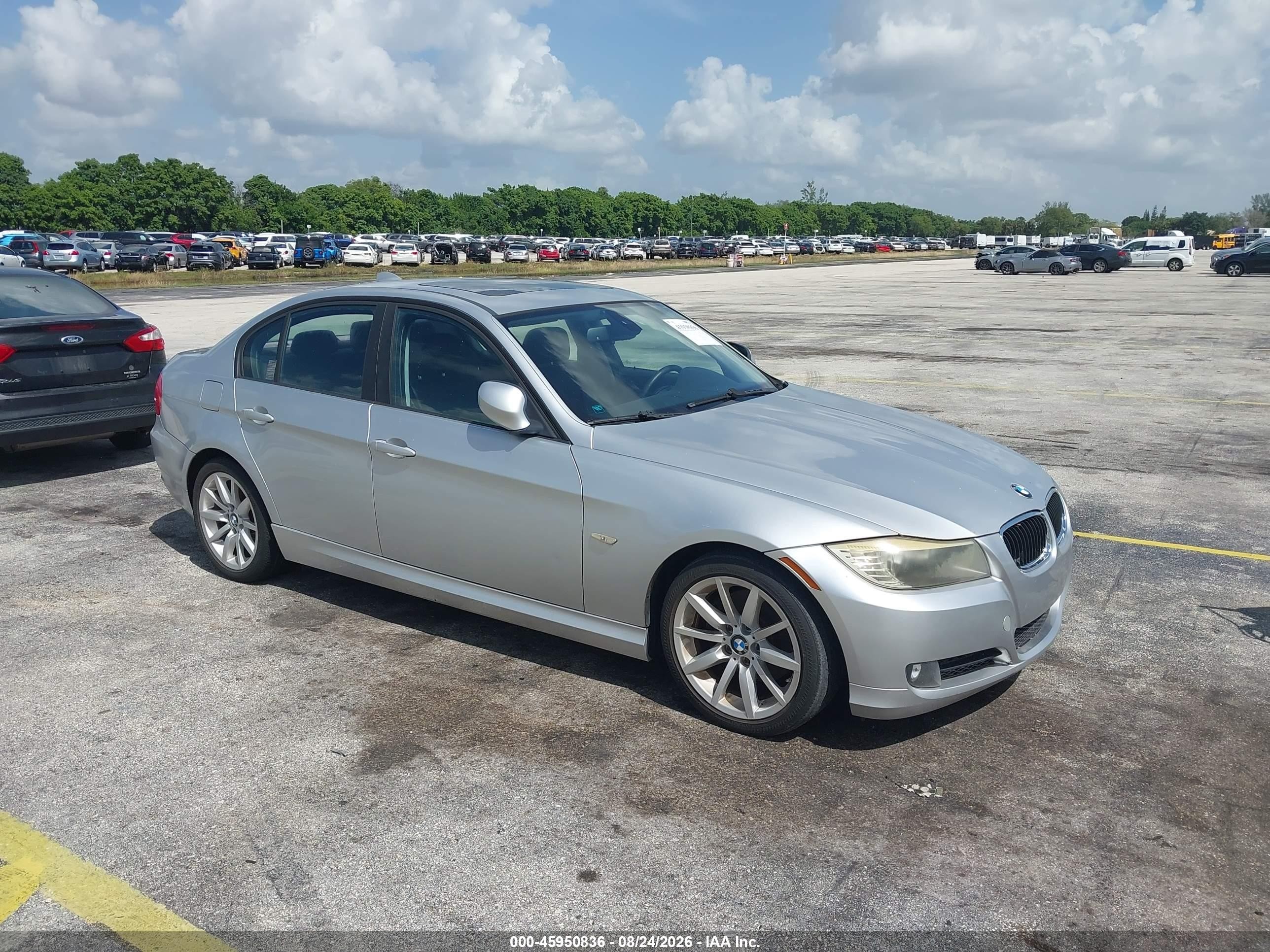2009 Bmw 328i   Silver vin: WBAPH77529NM31132
