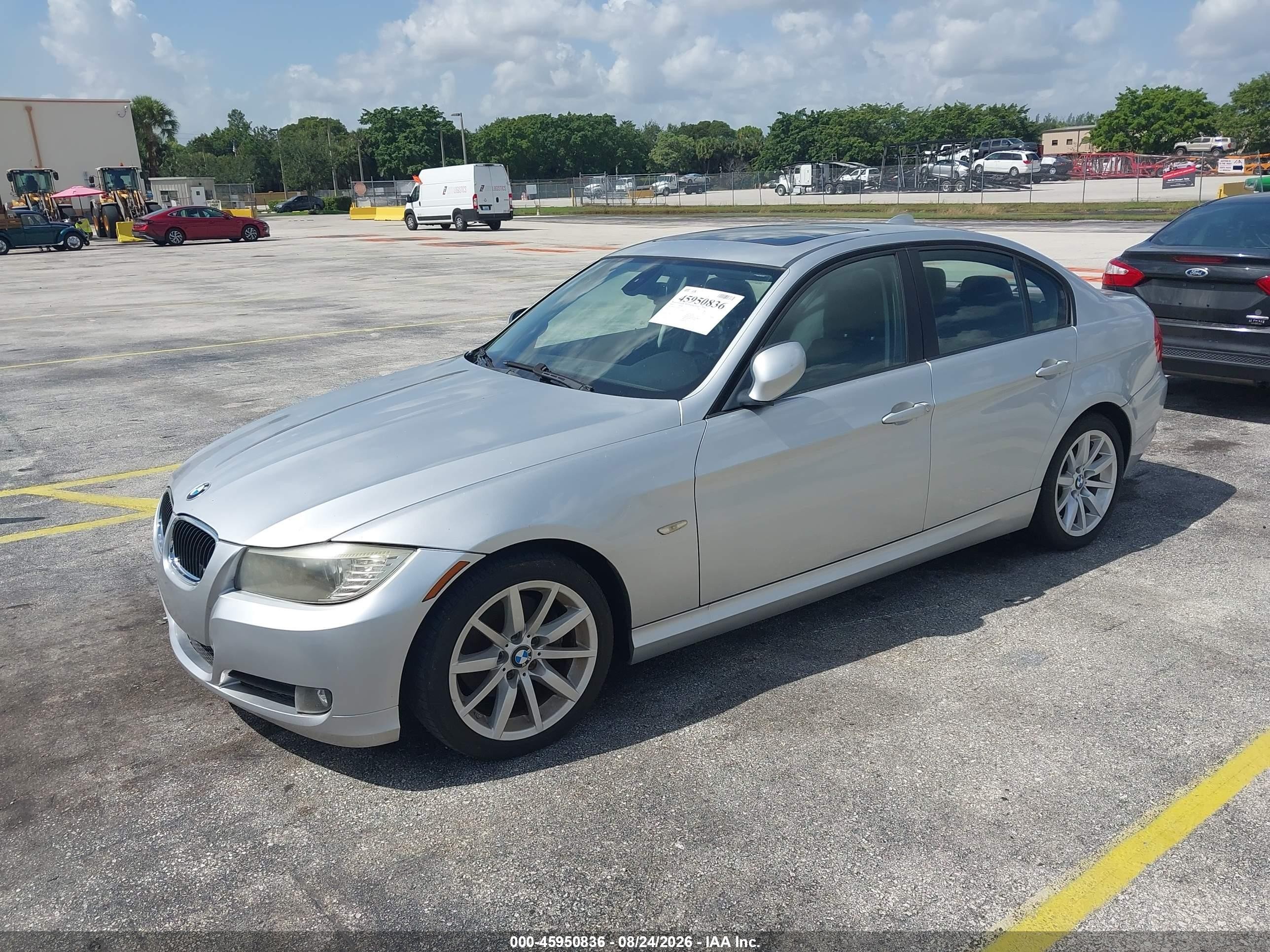 2009 Bmw 328i   Silver vin: WBAPH77529NM31132