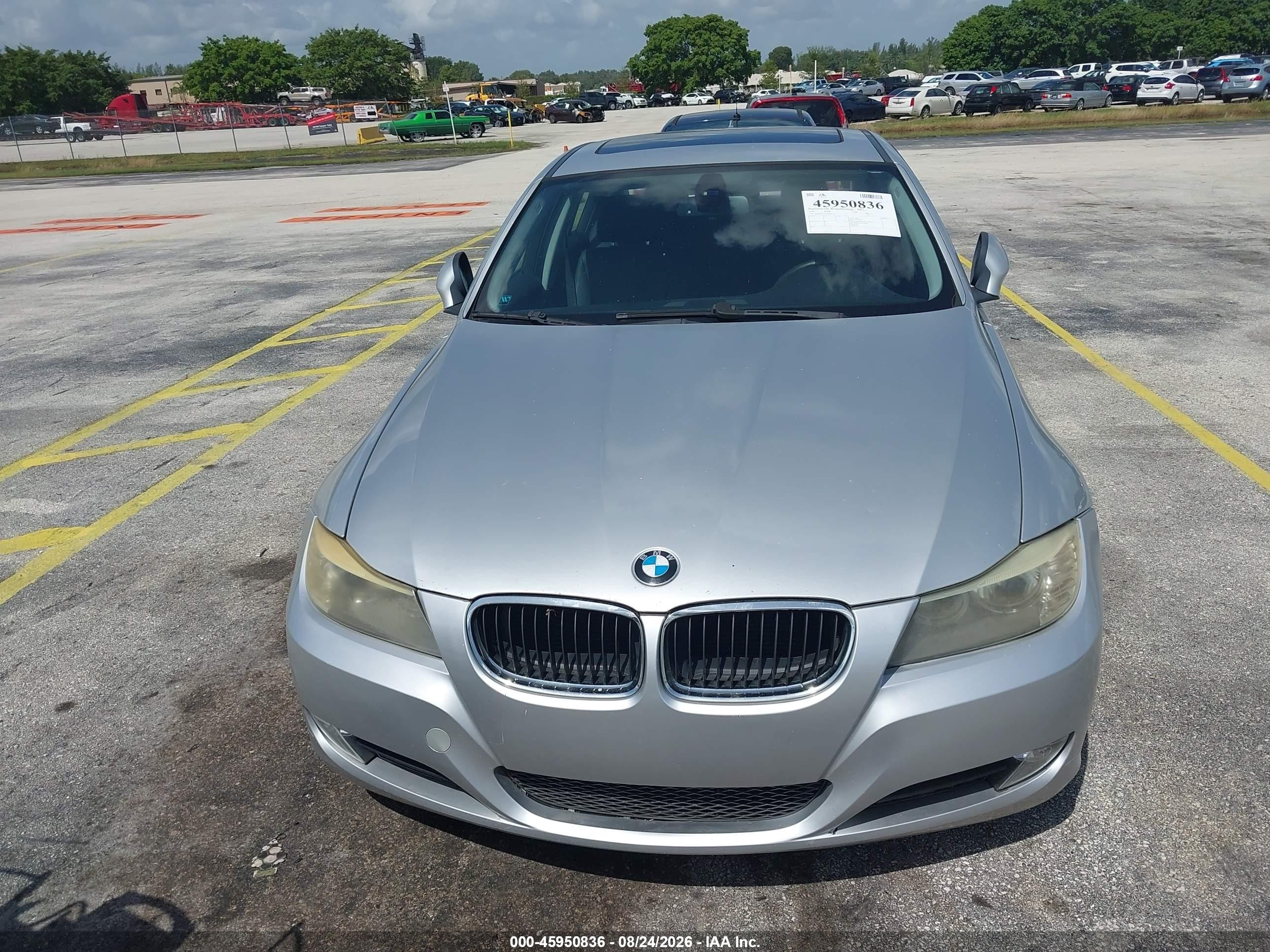 2009 Bmw 328i   Silver vin: WBAPH77529NM31132