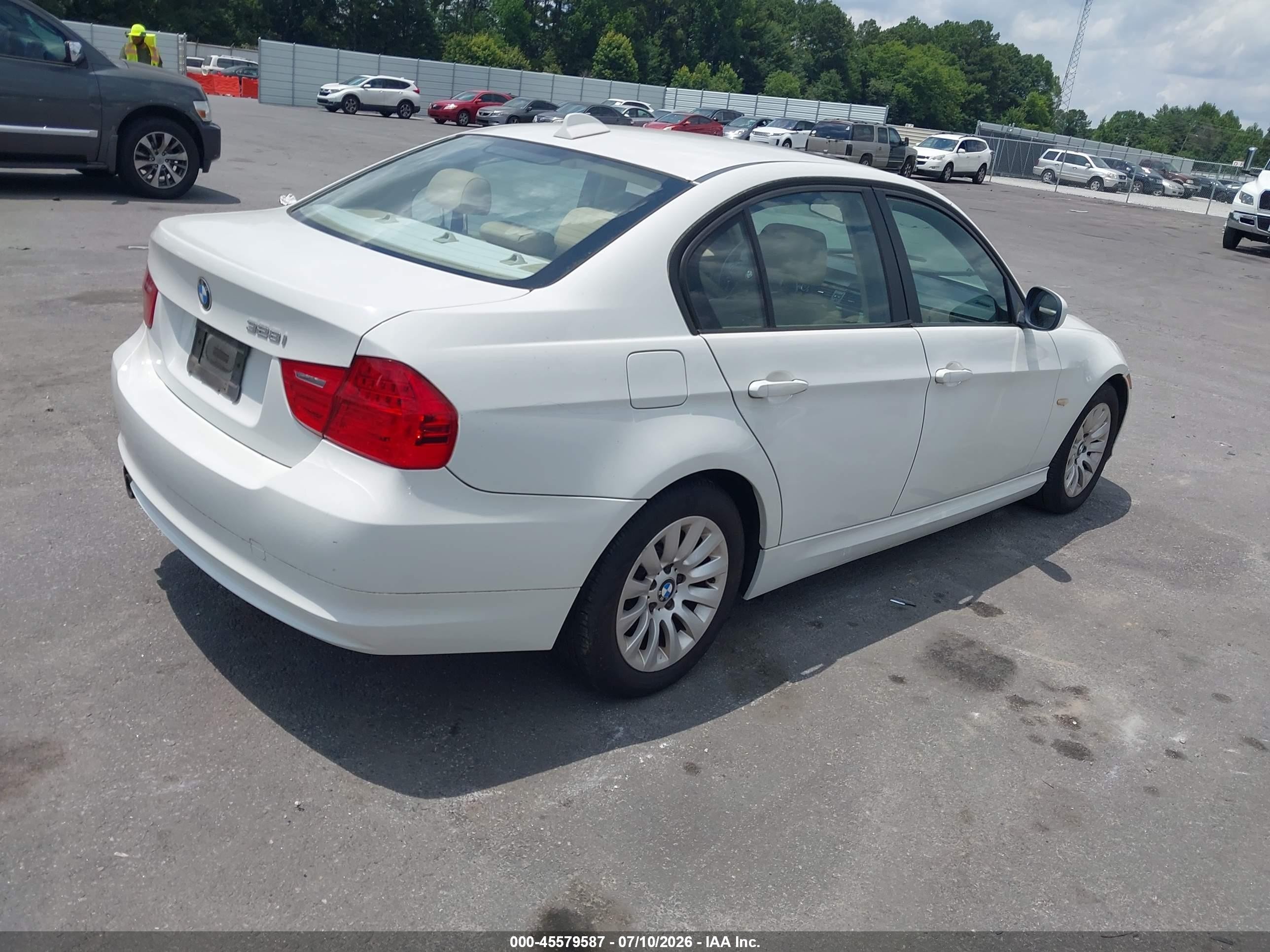 2009 Bmw 328i   White vin: WBAPH77529NM45208