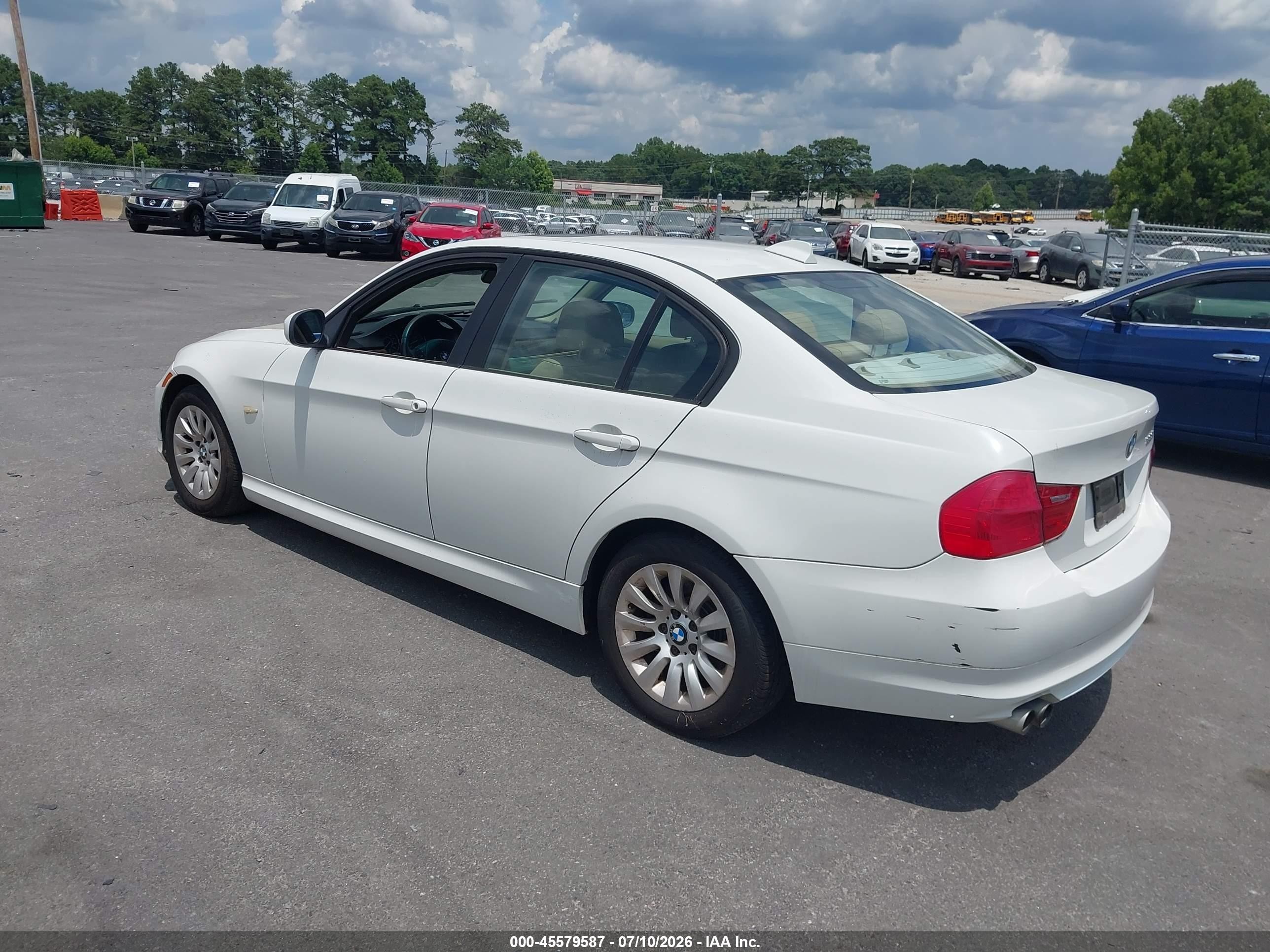 2009 Bmw 328i   White vin: WBAPH77529NM45208