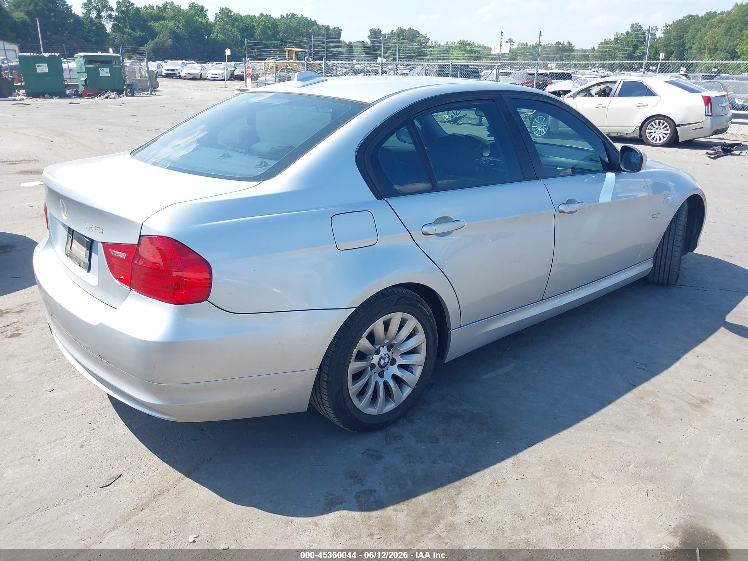 2009 Bmw 328i   Silver vin: WBAPH77539NM28840
