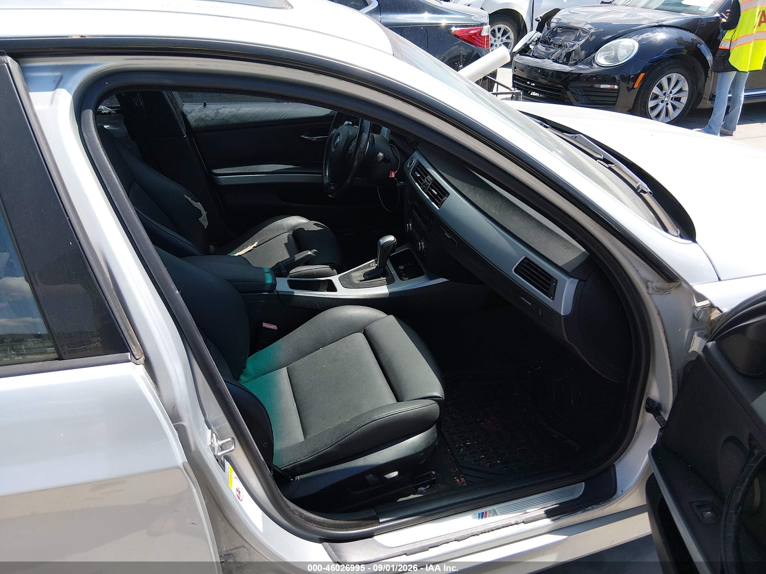 2009 Bmw 328i   Серебряный vin: WBAPH77539NM46142