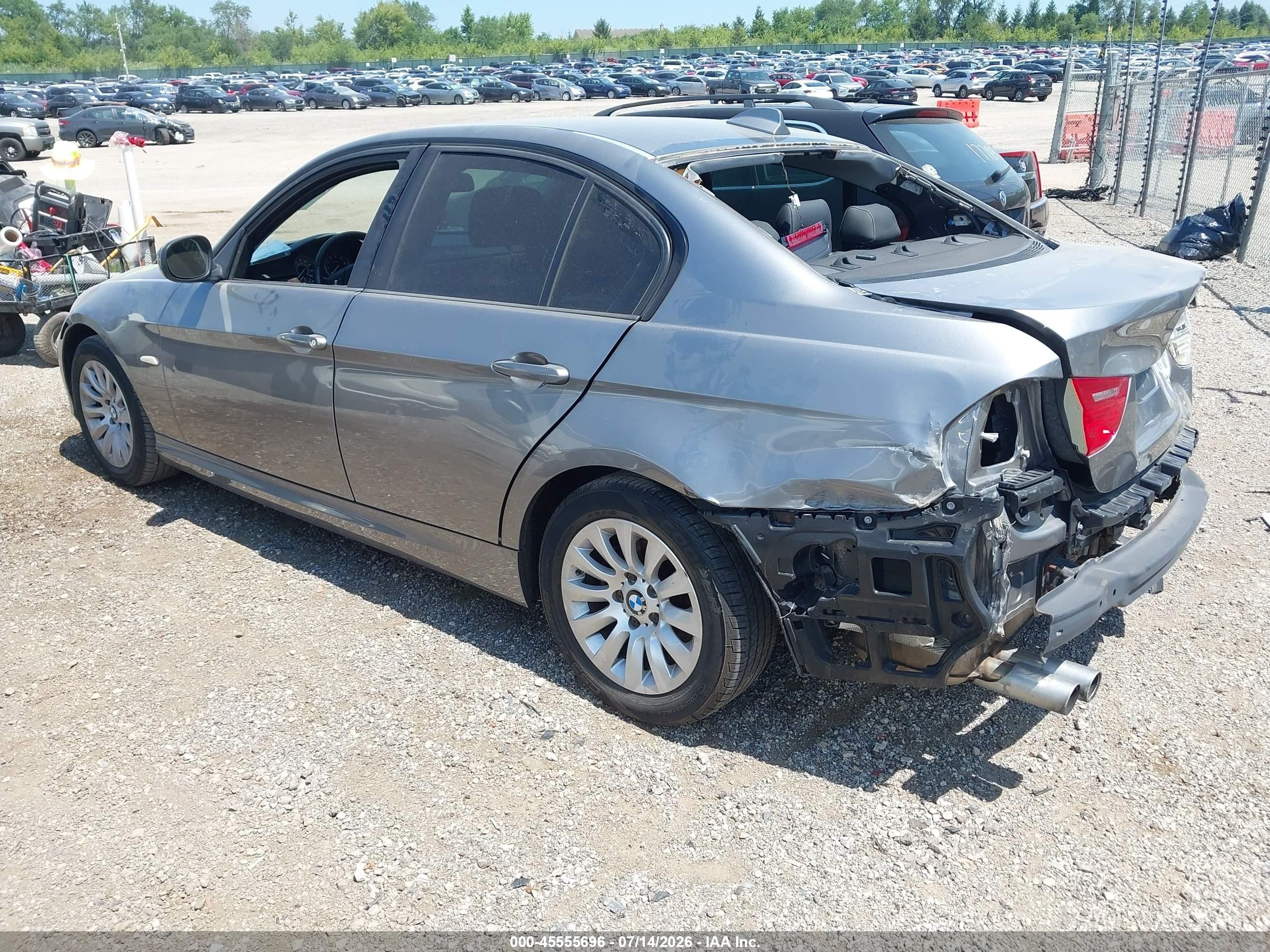 2009 Bmw 328i   Silver vin: WBAPH77569NL83313