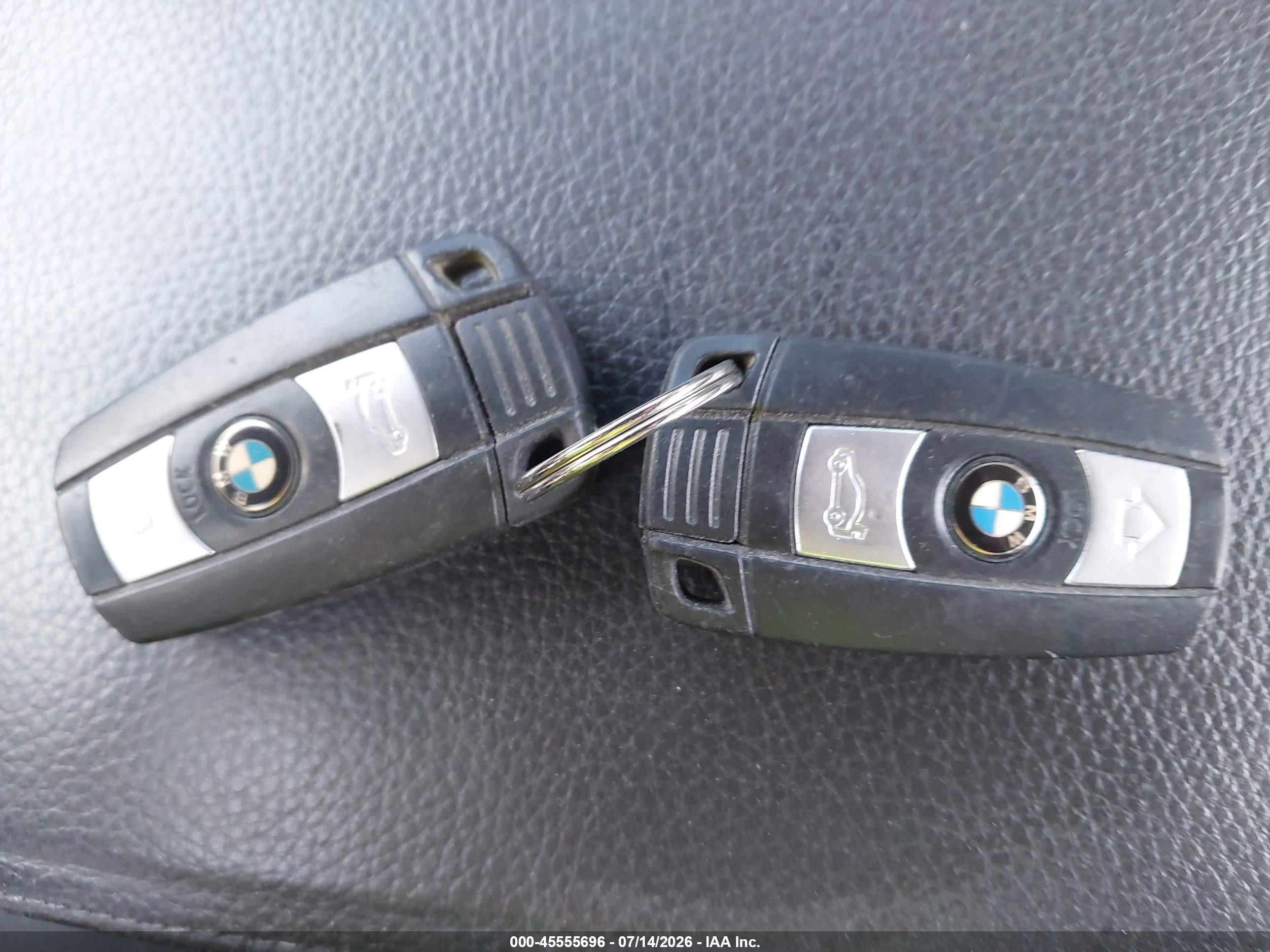 2009 Bmw 328i   Silver vin: WBAPH77569NL83313