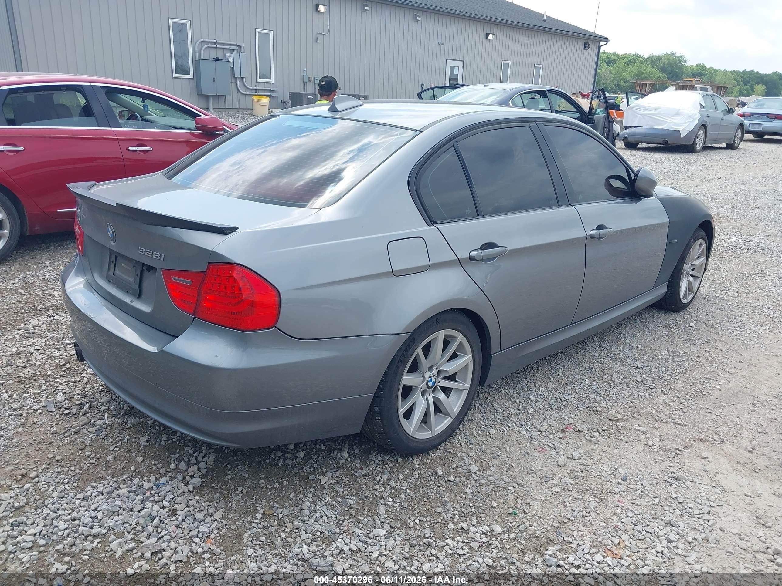 2009 Bmw 328i   Gray vin: WBAPH77569NM29755