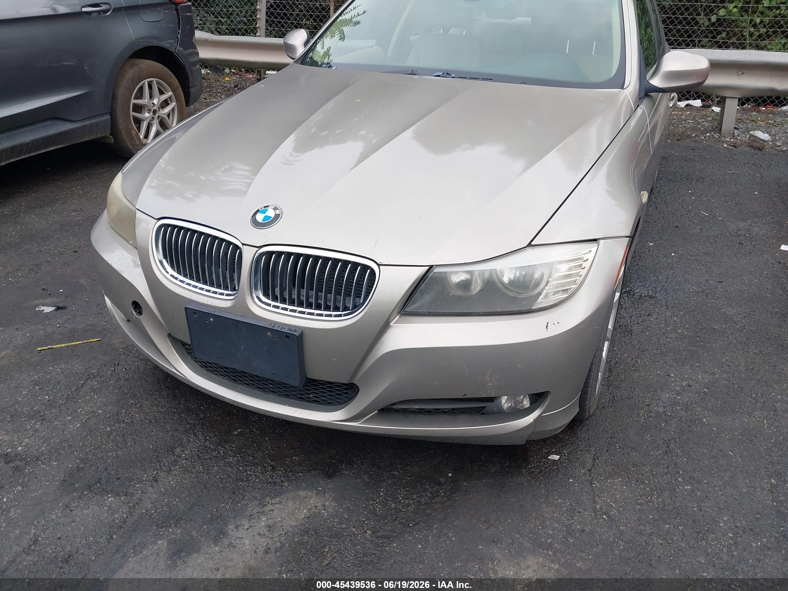 2009 Bmw 328i   Золотой vin: WBAPH77599NM30169