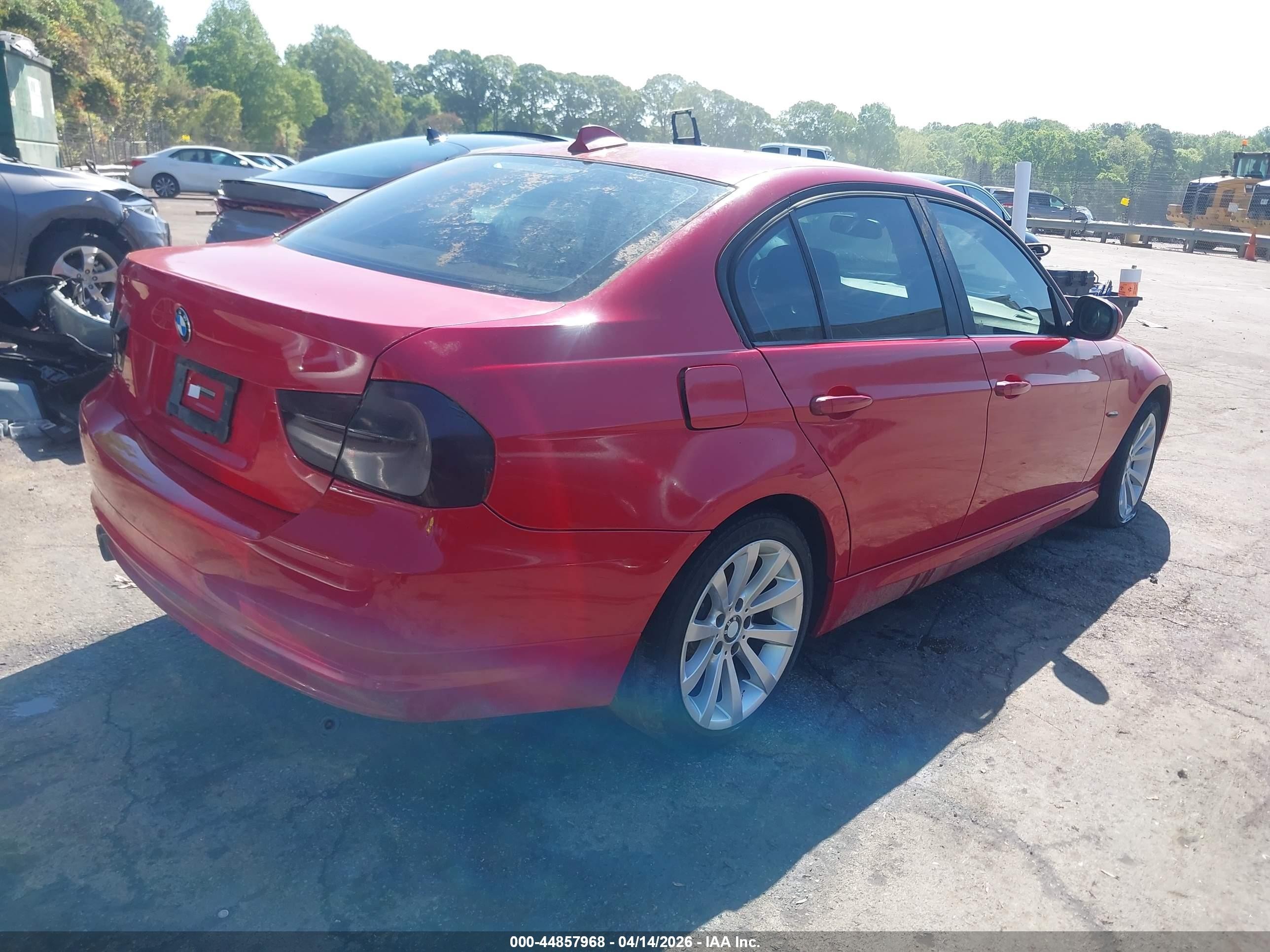 2009 Bmw 328i   Red vin: WBAPH775X9NM45196