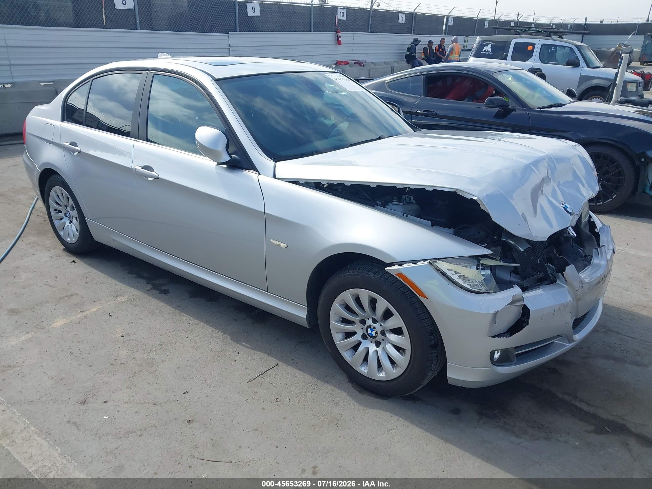 2009 Bmw 328i   Silver vin: WBAPH775X9NM47742