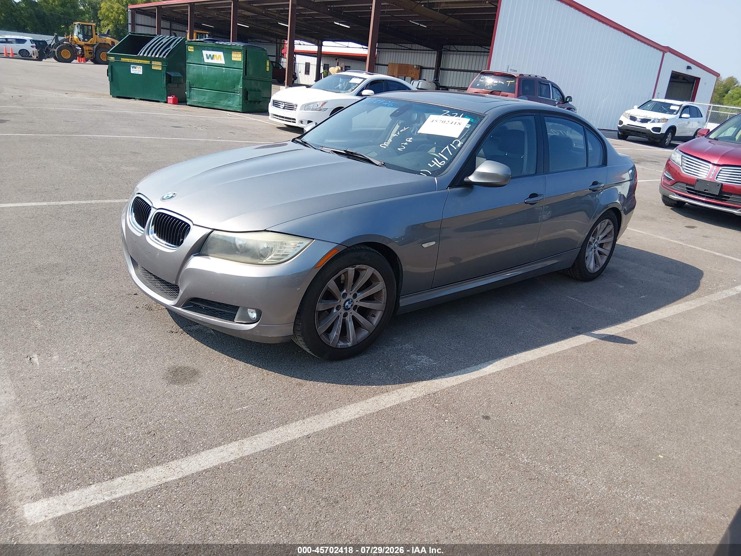 2011 Bmw 328i   Серый vin: WBAPH7C50BE461712