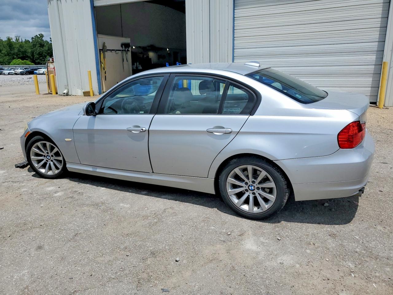 2011 Bmw 328 I Silver vin: WBAPH7C50BE683232