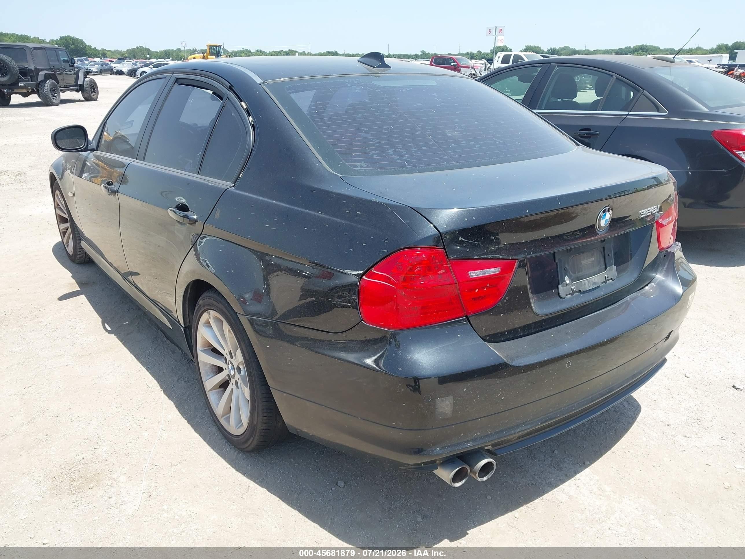 2011 Bmw 328i   Black vin: WBAPH7C50BE850303