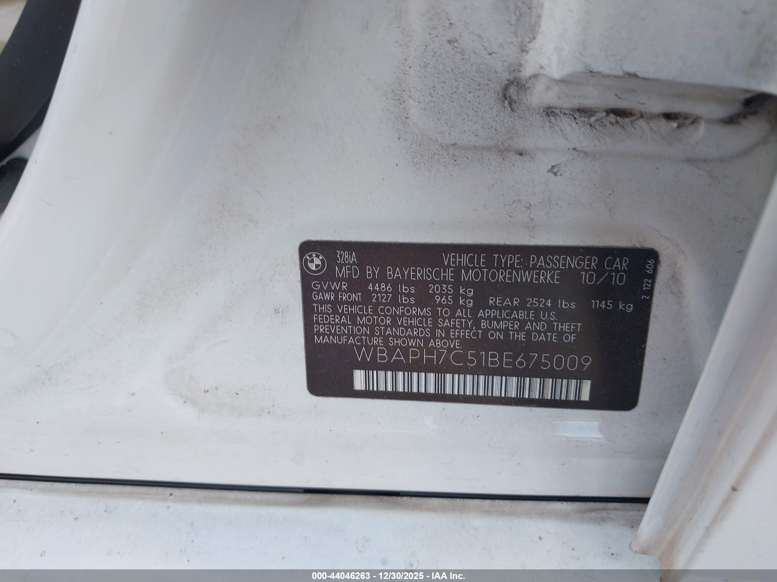 2011 Bmw 328i   White vin: WBAPH7C51BE675009
