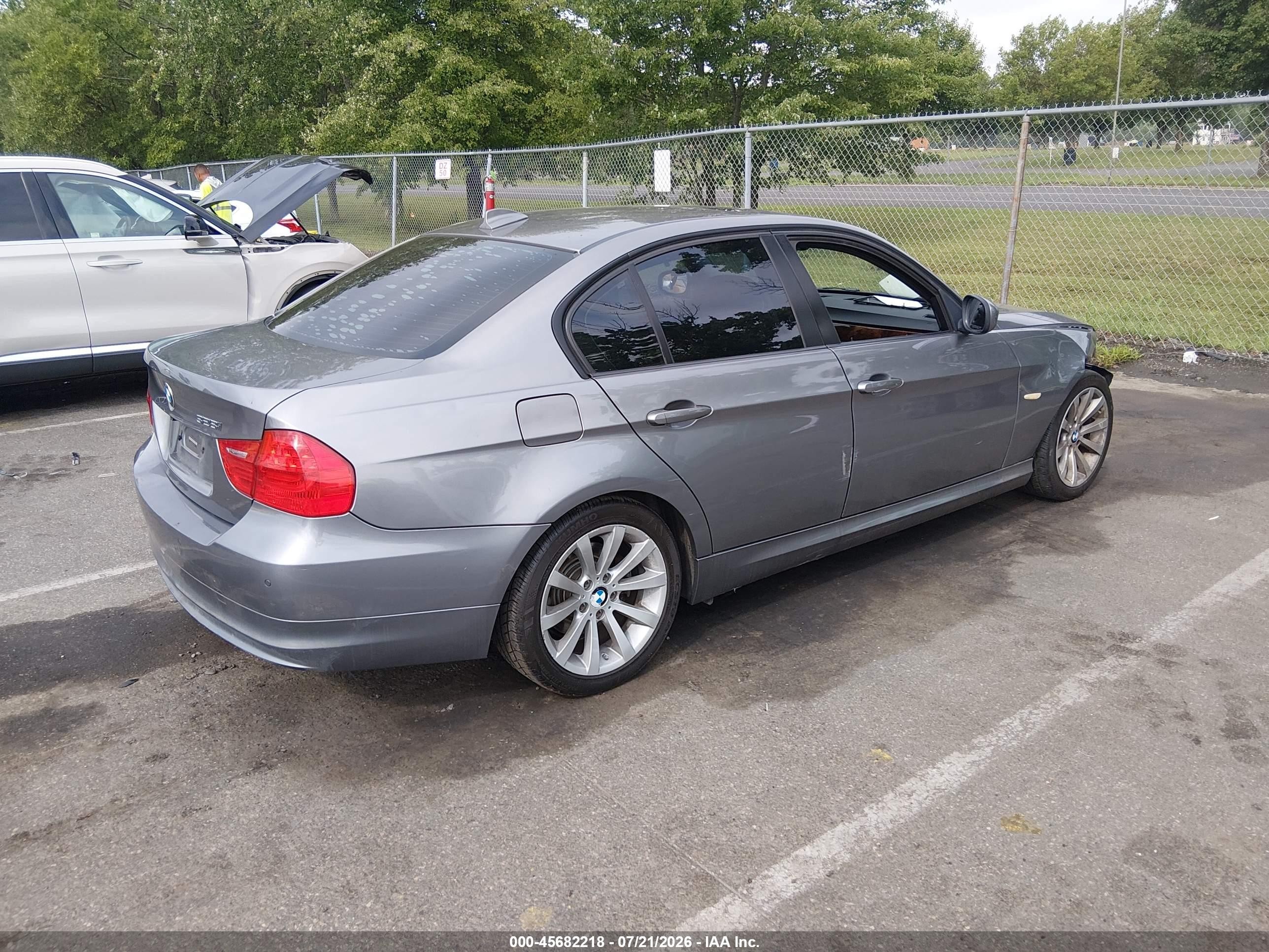 2011 Bmw 328i   Gray vin: WBAPH7C51BE679495
