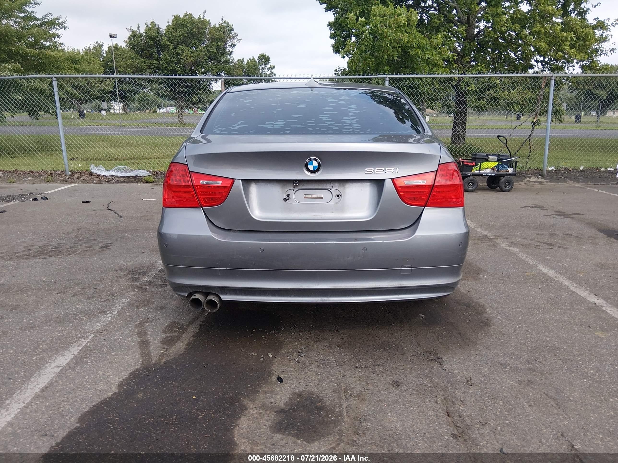 2011 Bmw 328i   Gray vin: WBAPH7C51BE679495