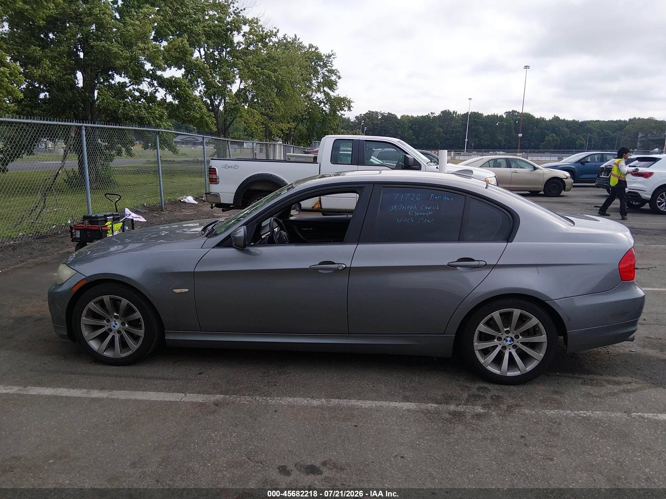 2011 Bmw 328i   Gray vin: WBAPH7C51BE679495