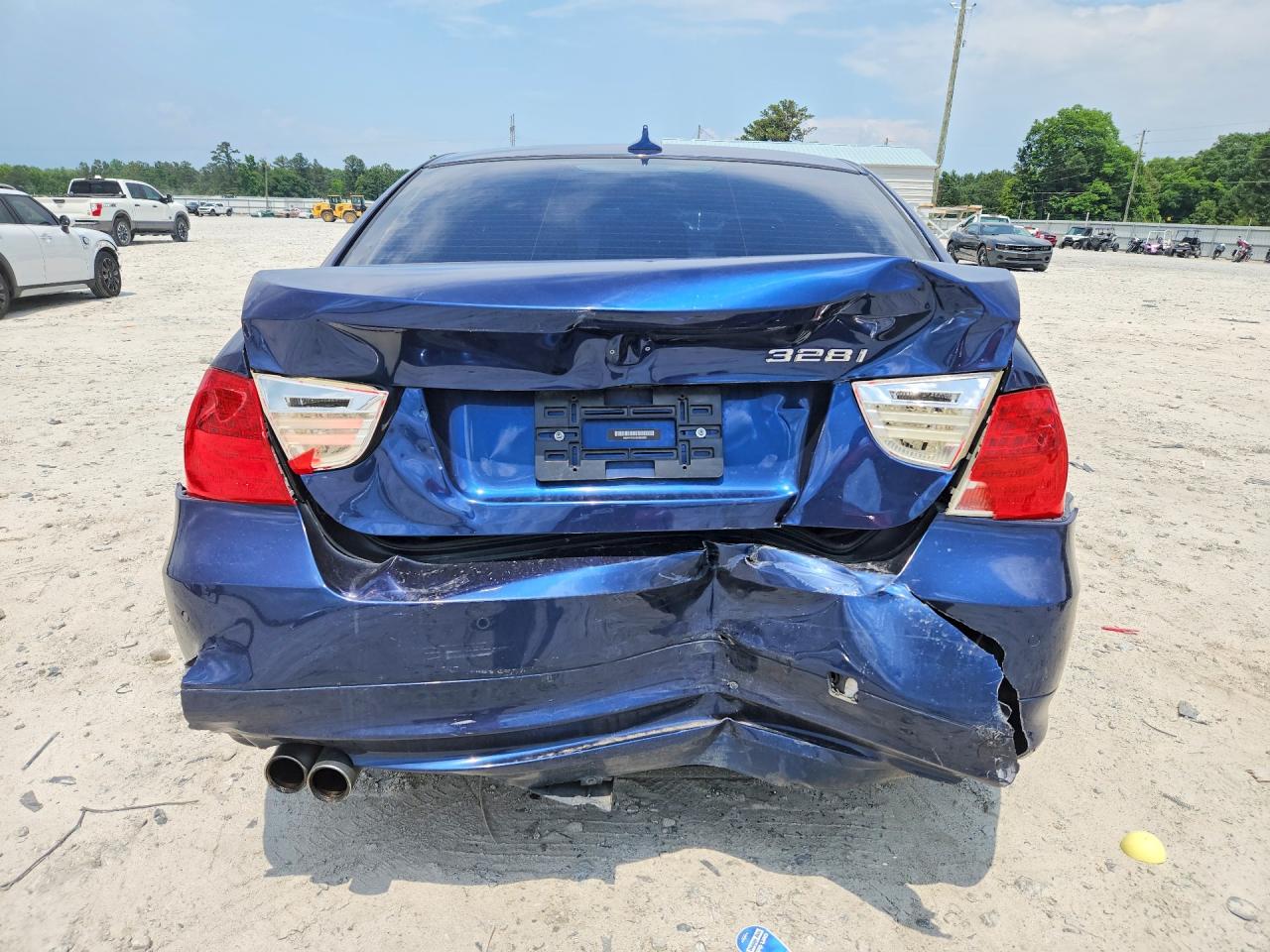 2011 Bmw 328 I Blue vin: WBAPH7C51BE683692