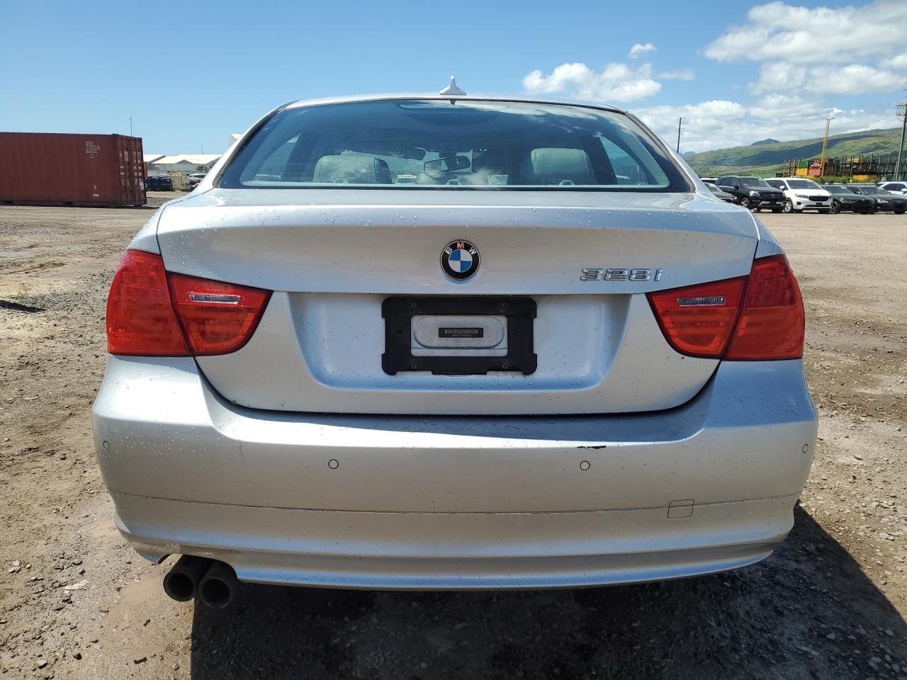 2011 Bmw 328 I Silver vin: WBAPH7C51BE852223 Damage: Deck Lid, Chipped, 4