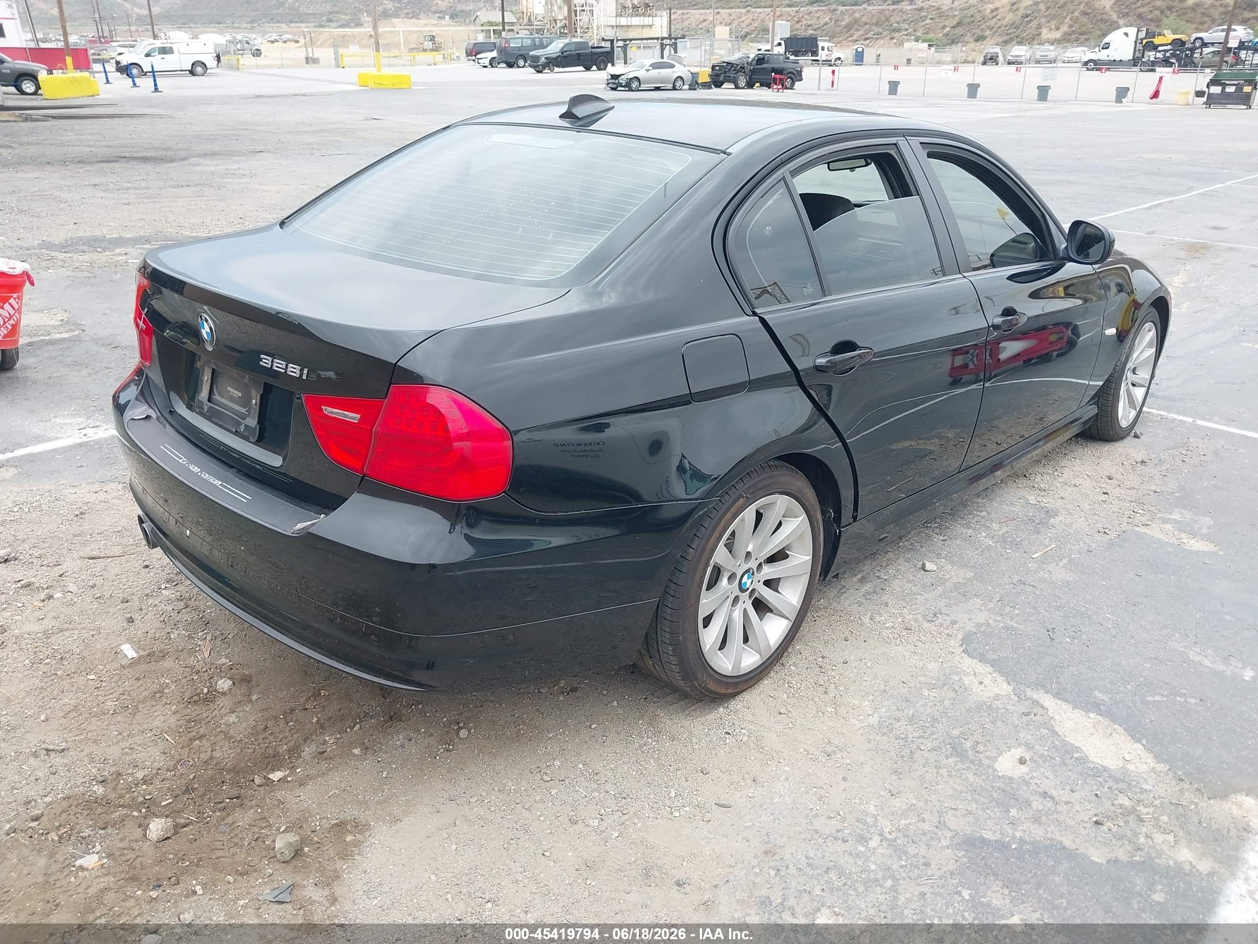 2011 Bmw 328i   Black vin: WBAPH7C52BA801921
