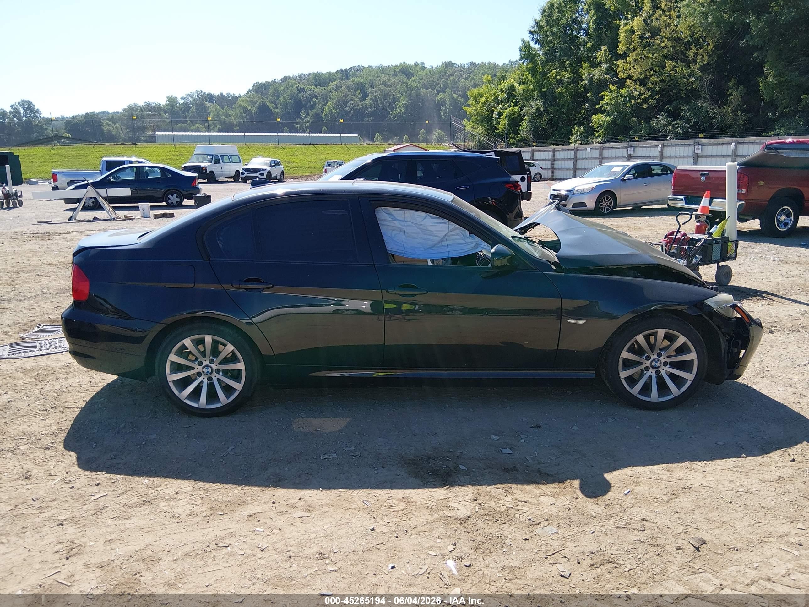 2011 Bmw 328i Black vin: WBAPH7C52BA802194