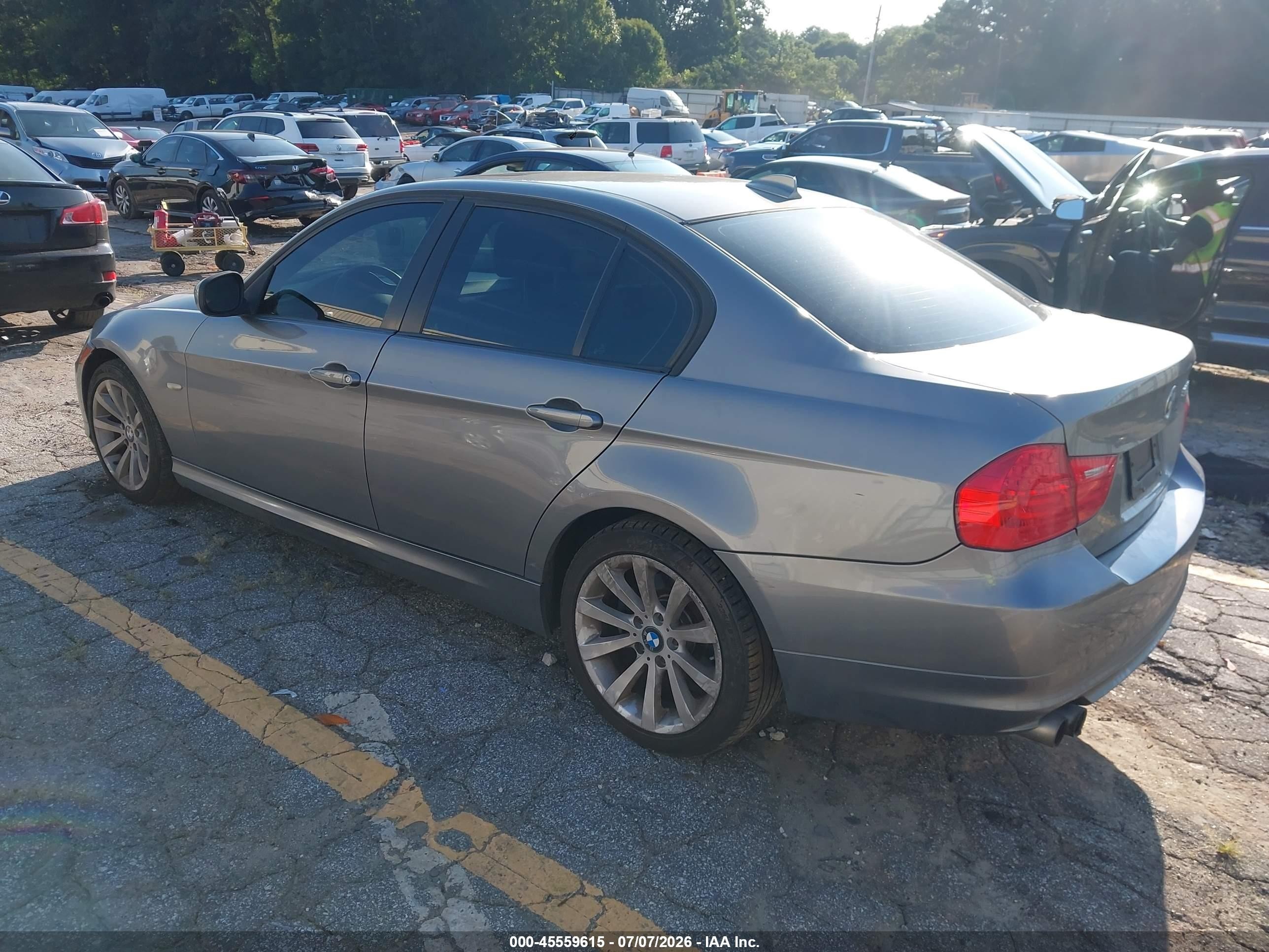 2011 Bmw 328i   Gray vin: WBAPH7C52BE850285