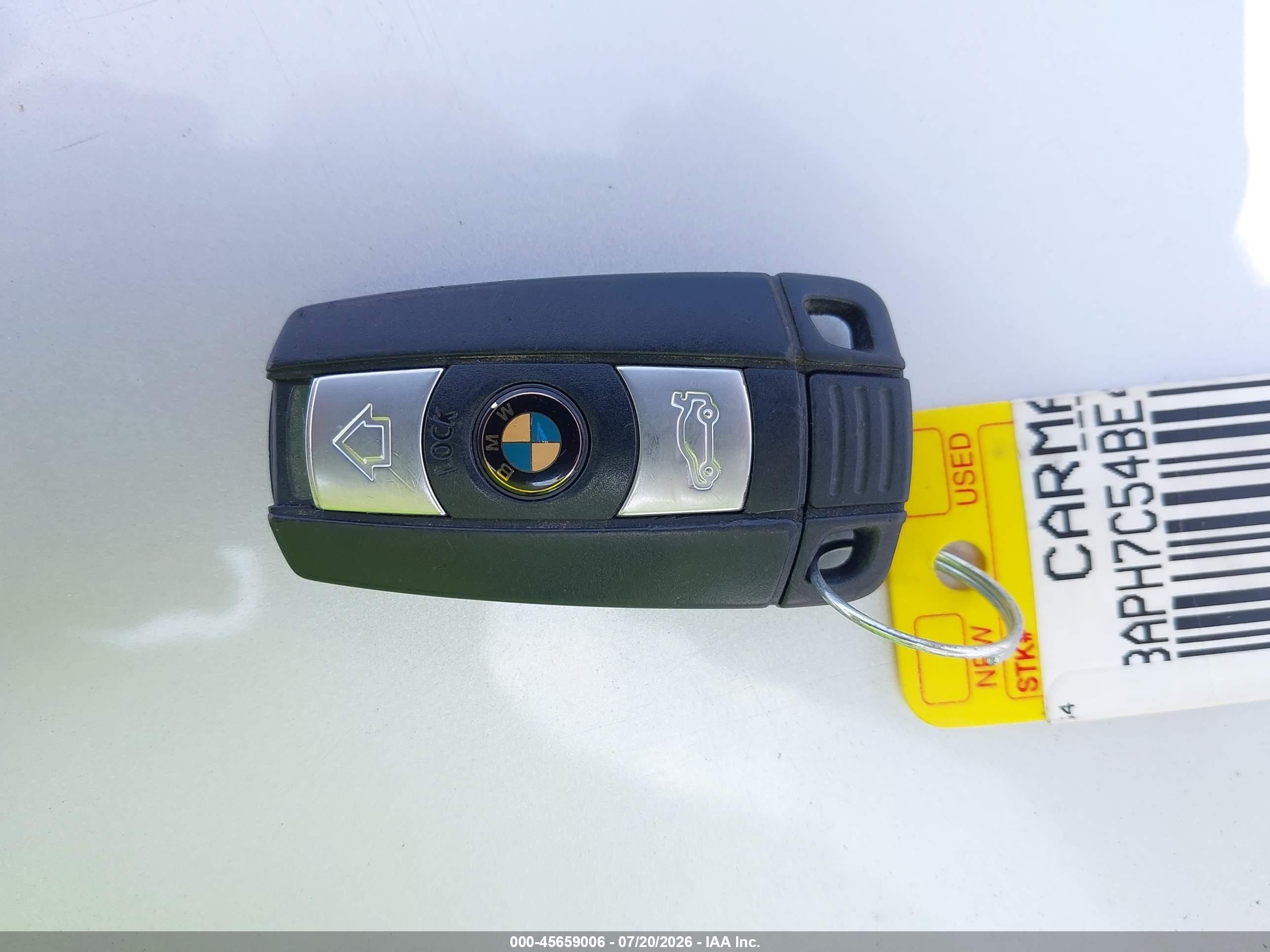 2011 Bmw 328i   Silver vin: WBAPH7C54BE460790