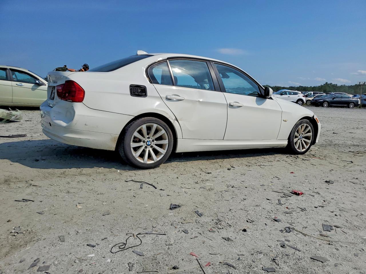 2011 Bmw 328 I White vin: WBAPH7C54BE681905