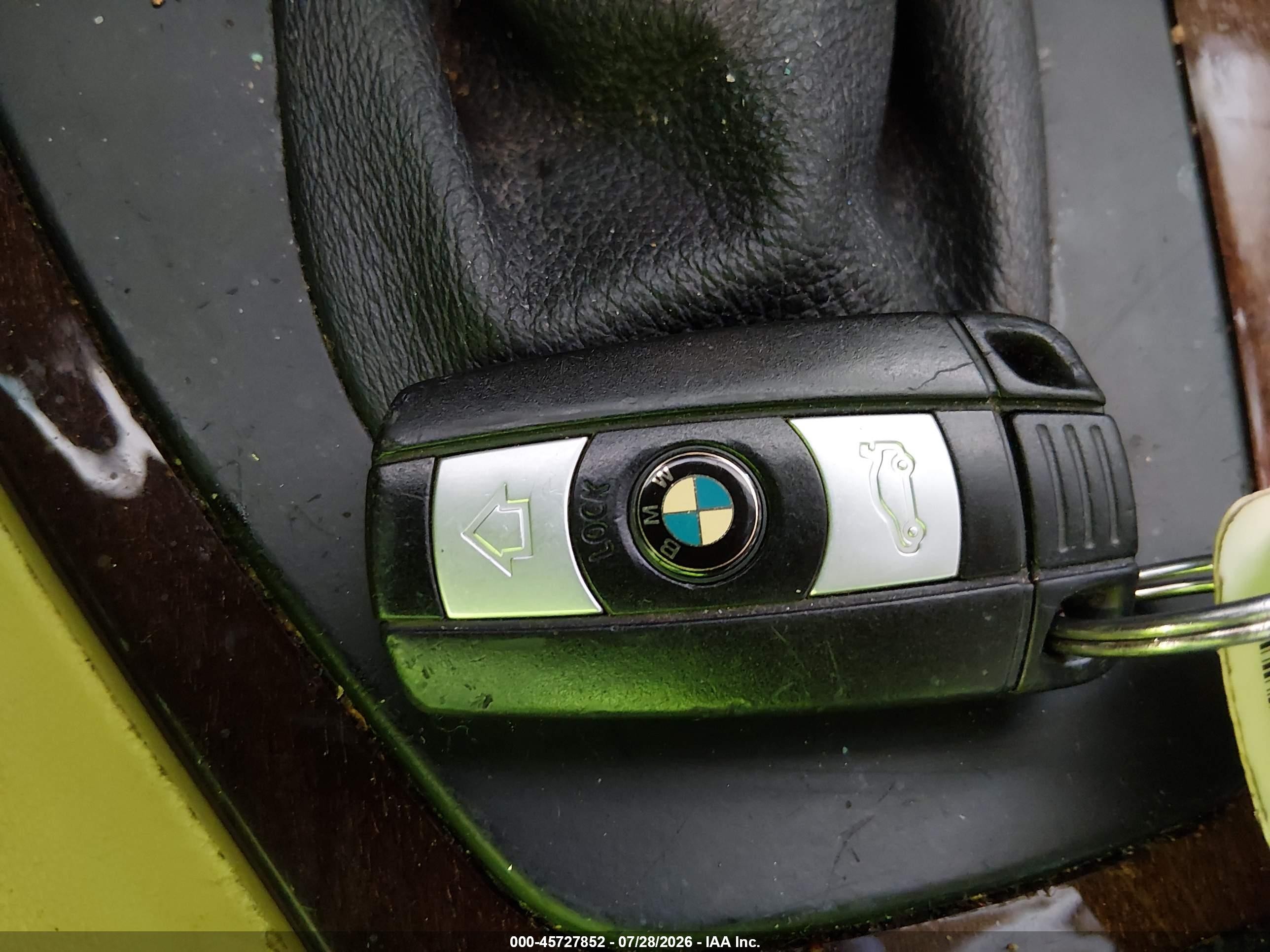 2011 Bmw 328i   Белый vin: WBAPH7C55BE851737