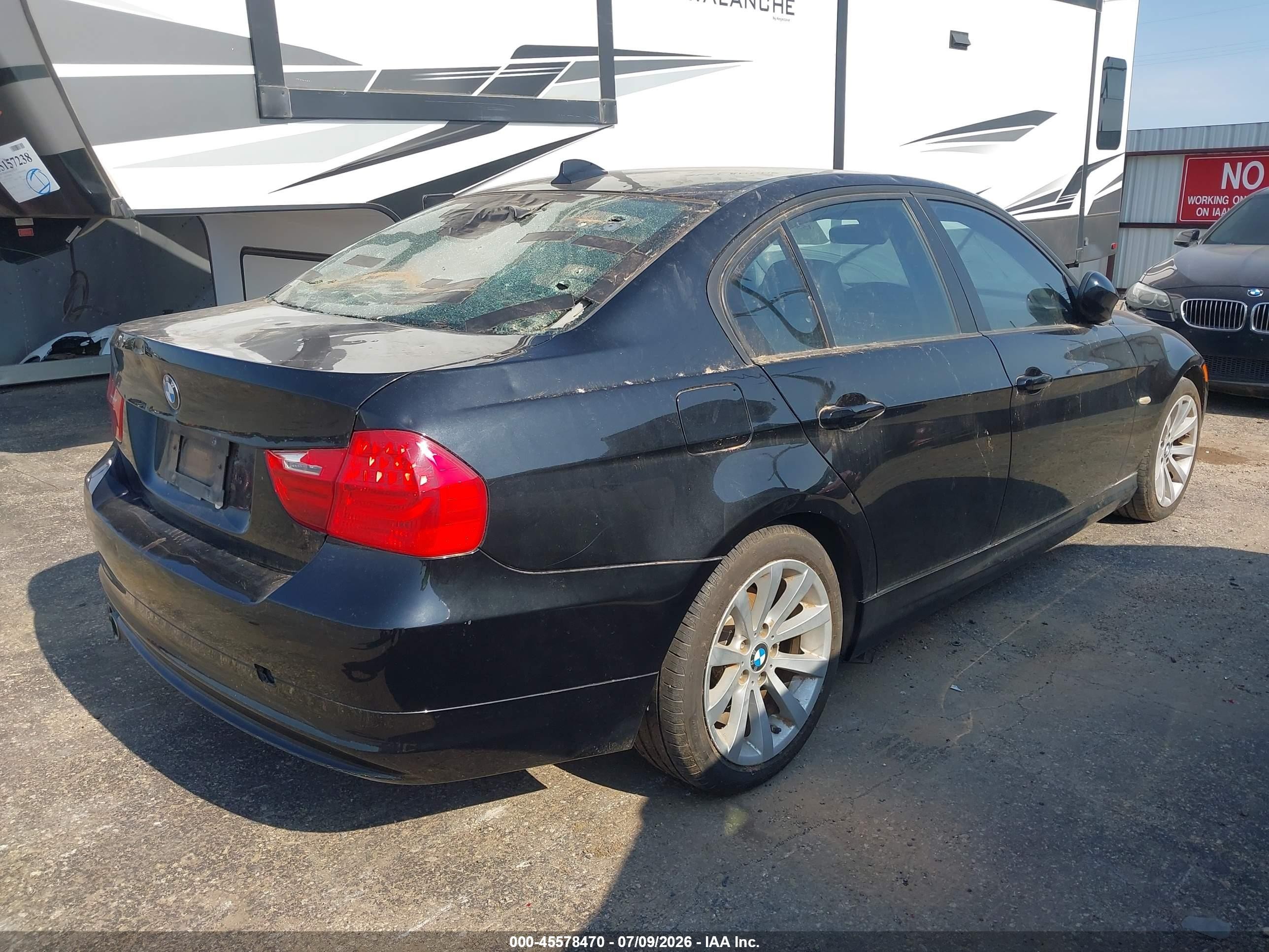 2011 Bmw 328i   Black vin: WBAPH7C56BA801808